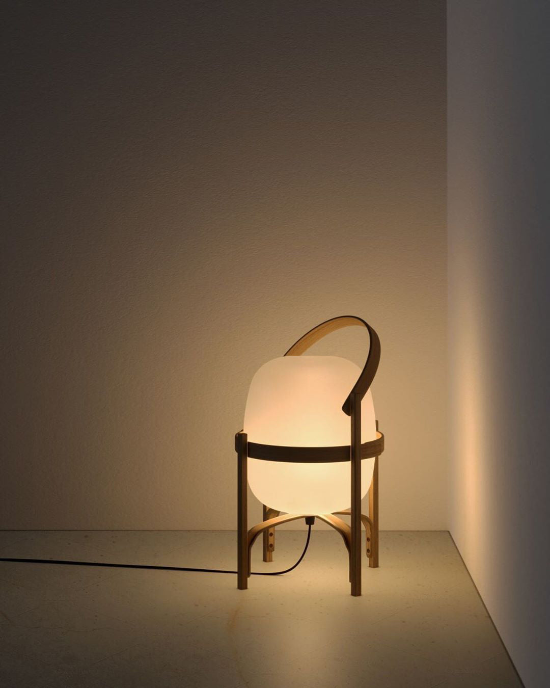 Lethra Wood Glass Table Lamp - Letslighting