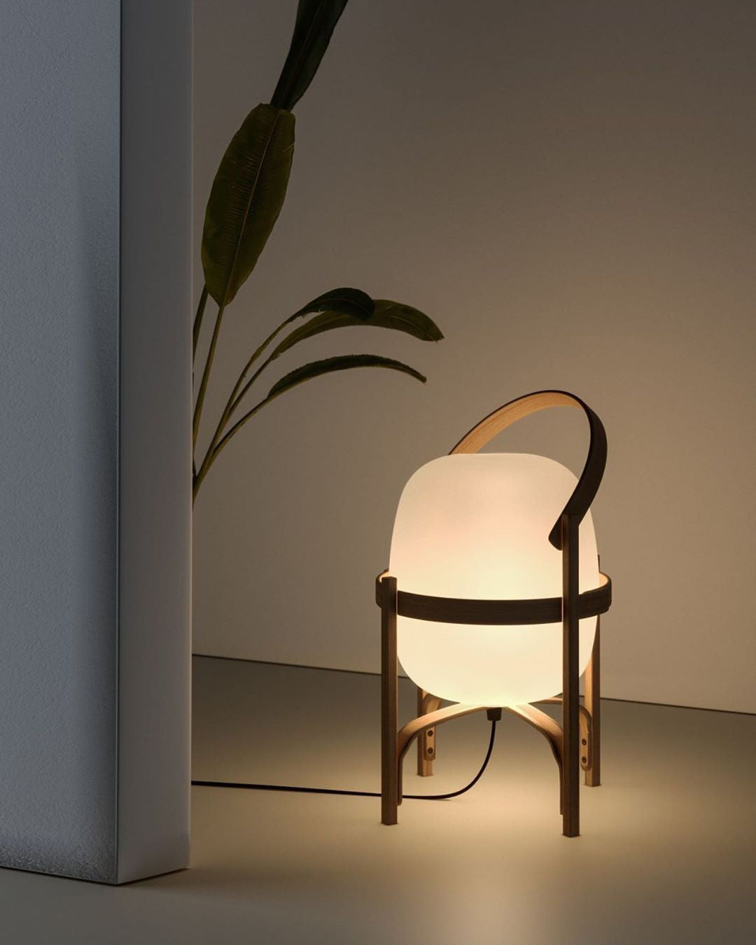 Lethra Wood Glass Table Lamp - Letslighting