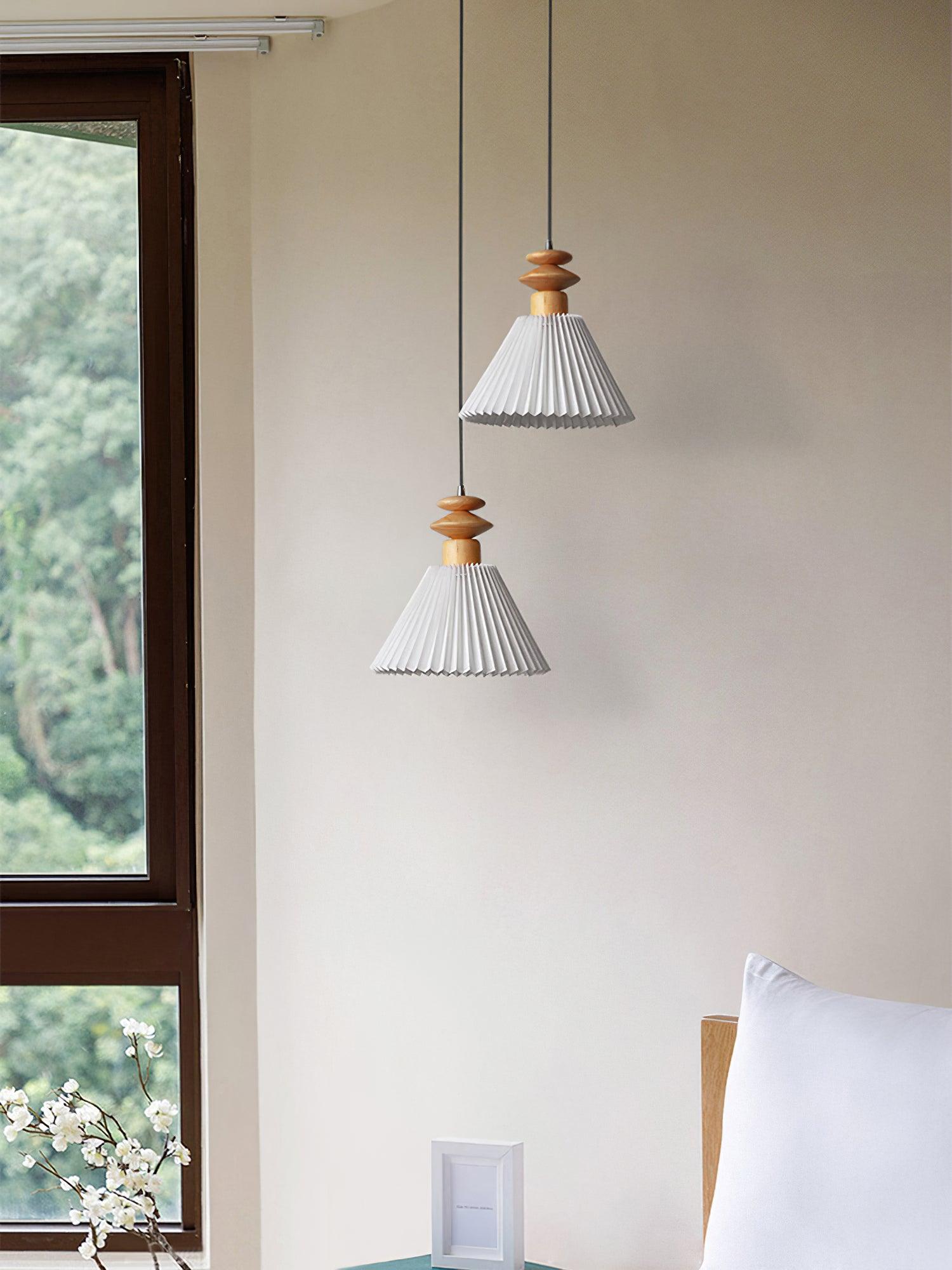 Eurrinion Wood Pendant Light