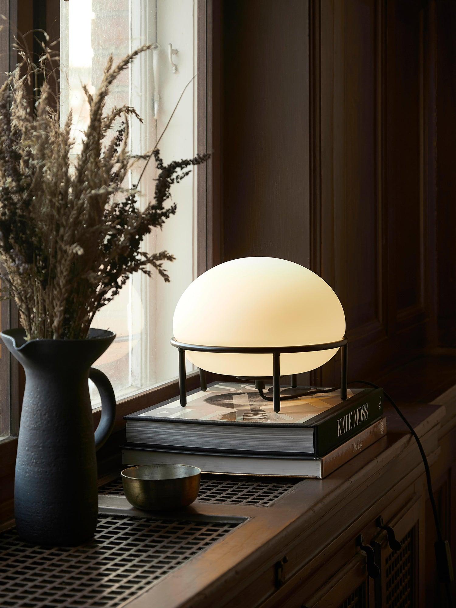 Celestia Sculptural Table Lamp - Letslighting
