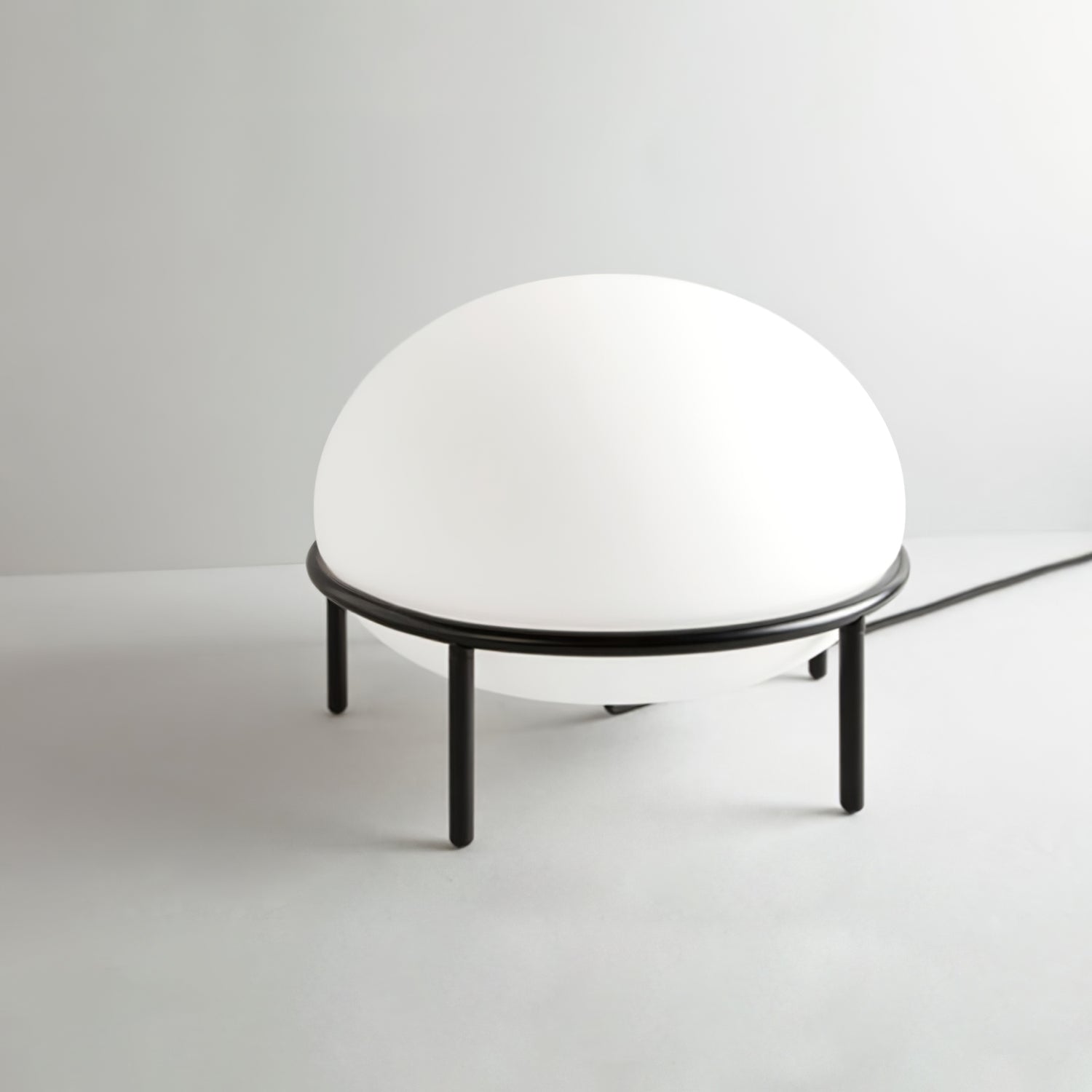 Celestia Sculptural Table Lamp - Letslighting