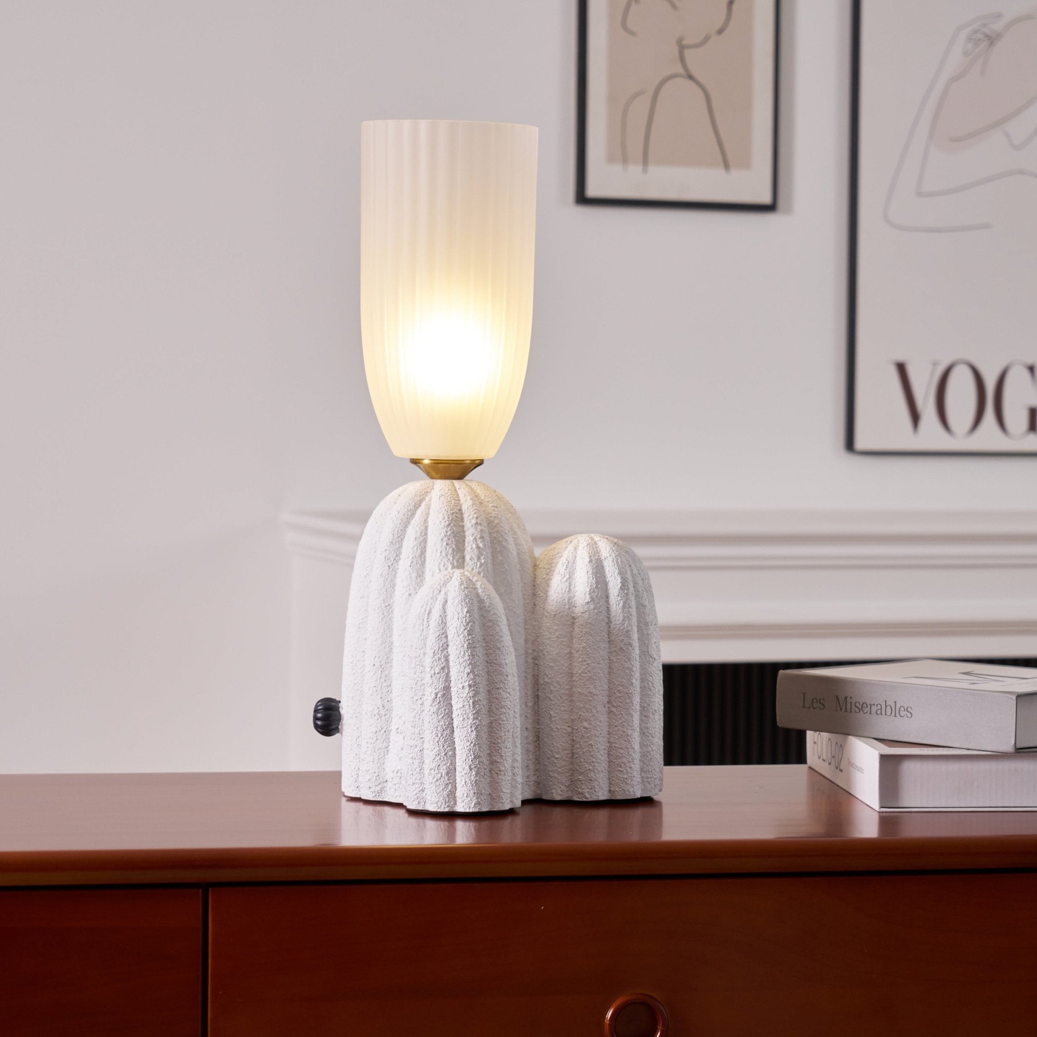 Zaraice Resin Artistic Table Lamp - Letslighting