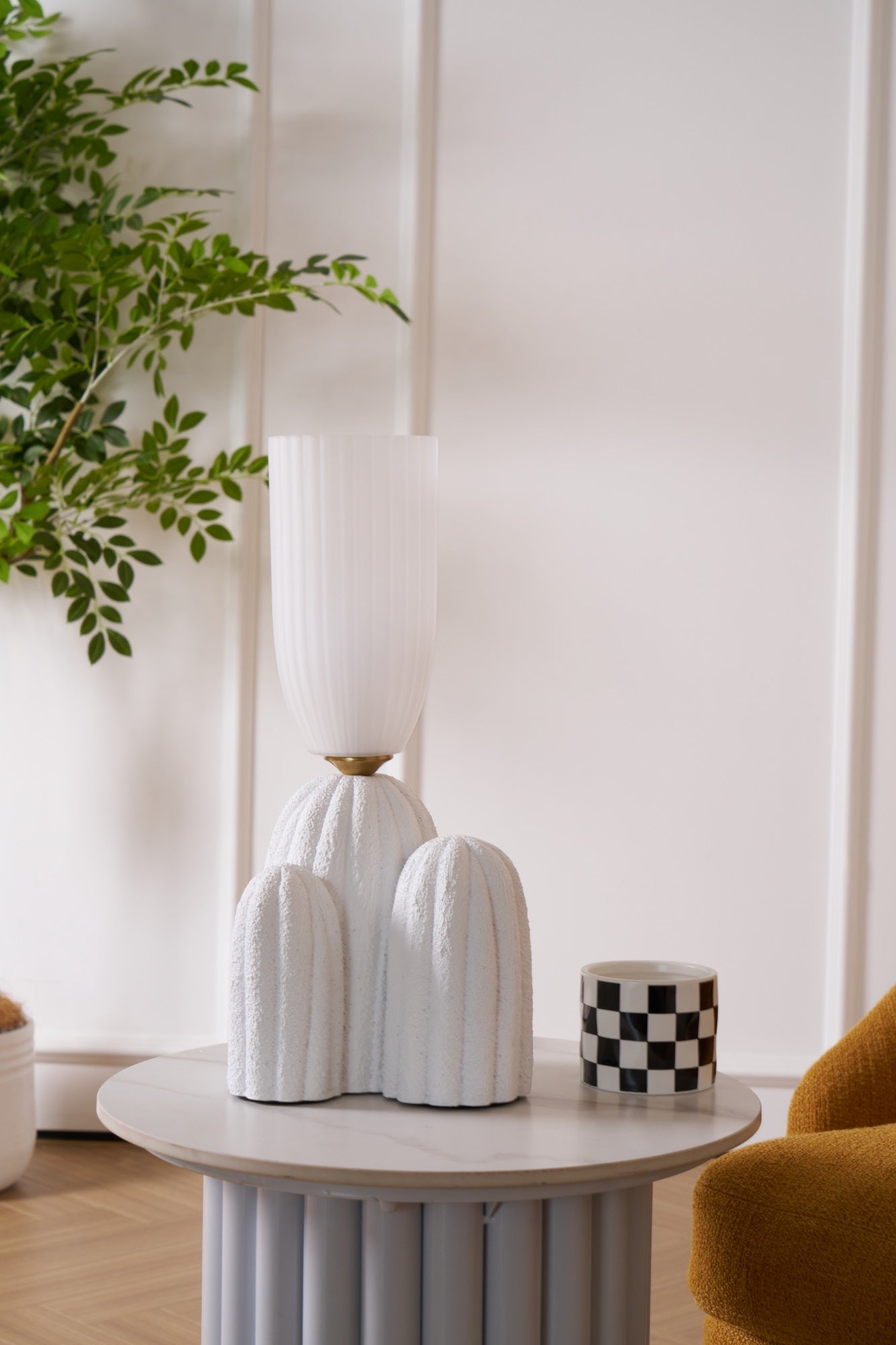 Zaraice Resin Artistic Table Lamp - Letslighting