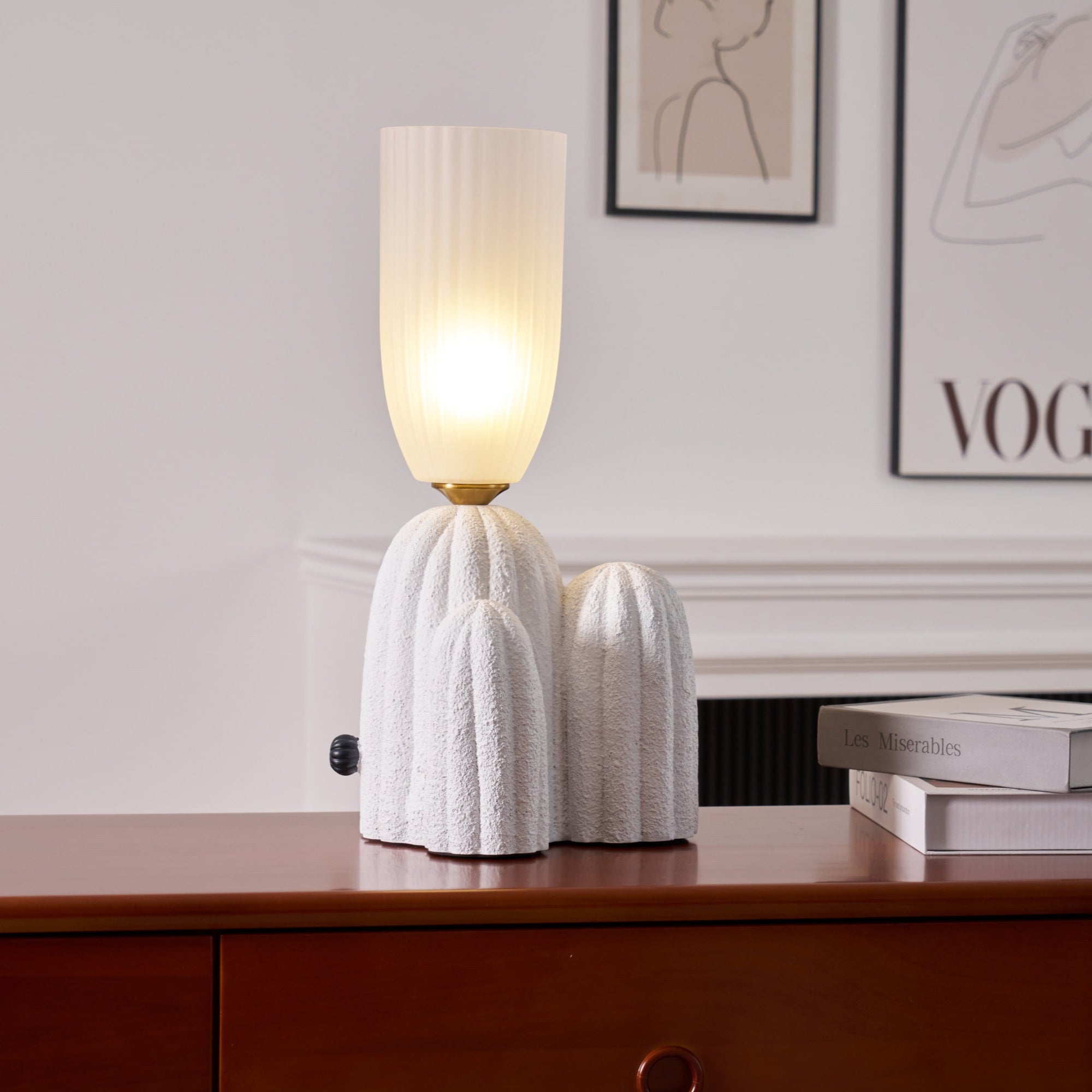 Zaraice Resin Artistic Table Lamp - Letslighting