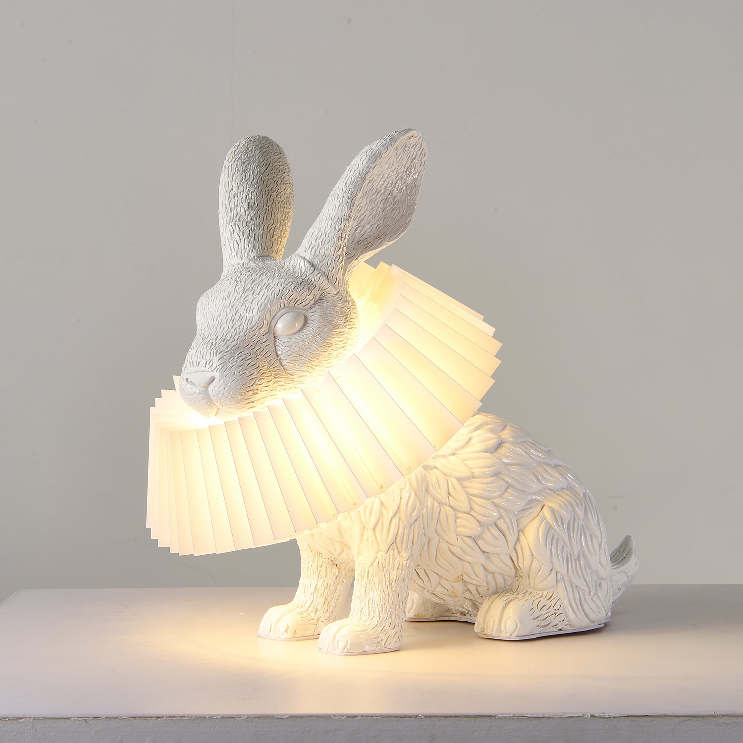 Eldaian Resin Playful Table Lamp - Letslighting