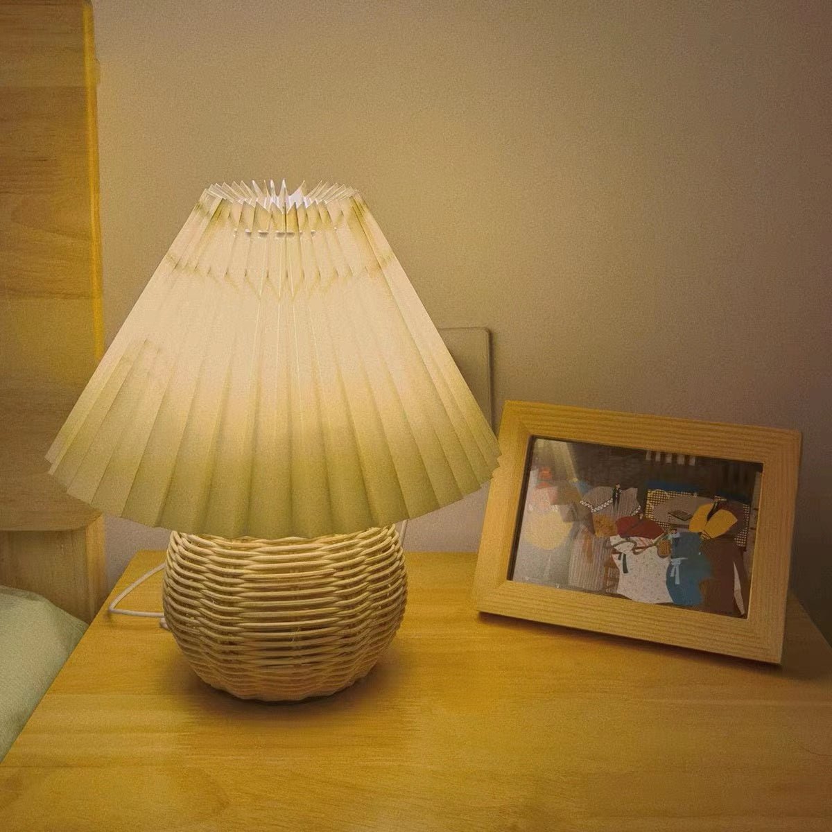 Zara Rattan Pleated Table lamp - Letslighting