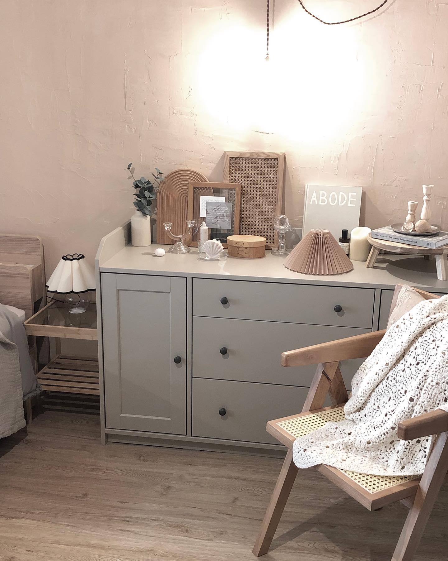 Zara Rattan Pleated Table lamp - Letslighting