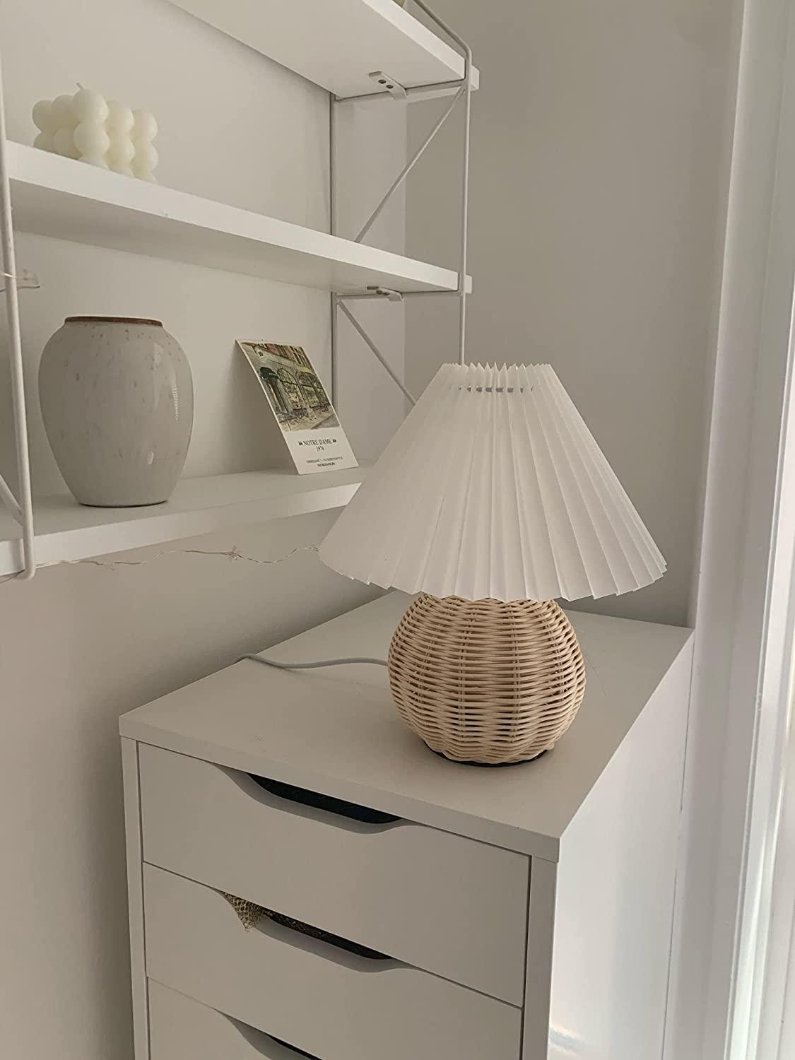 Zara Rattan Pleated Table lamp - Letslighting