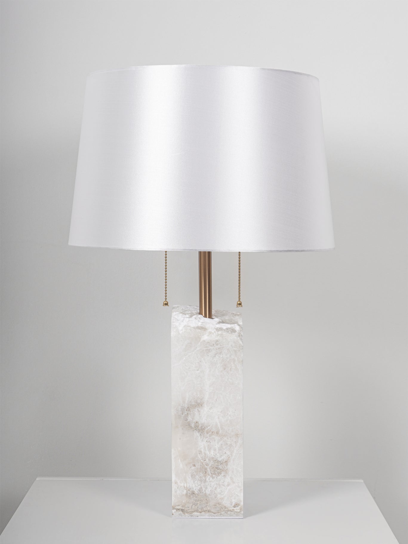 Syvaris Minimalist Alabaster Table Lamp - Letslighting