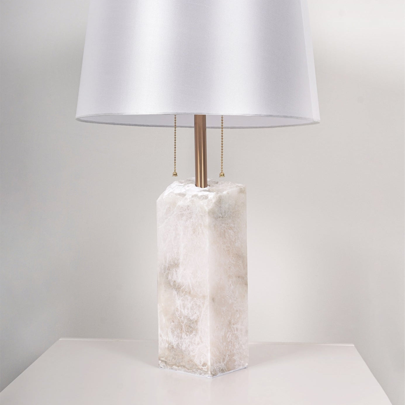 Syvaris Minimalist Alabaster Table Lamp - Letslighting