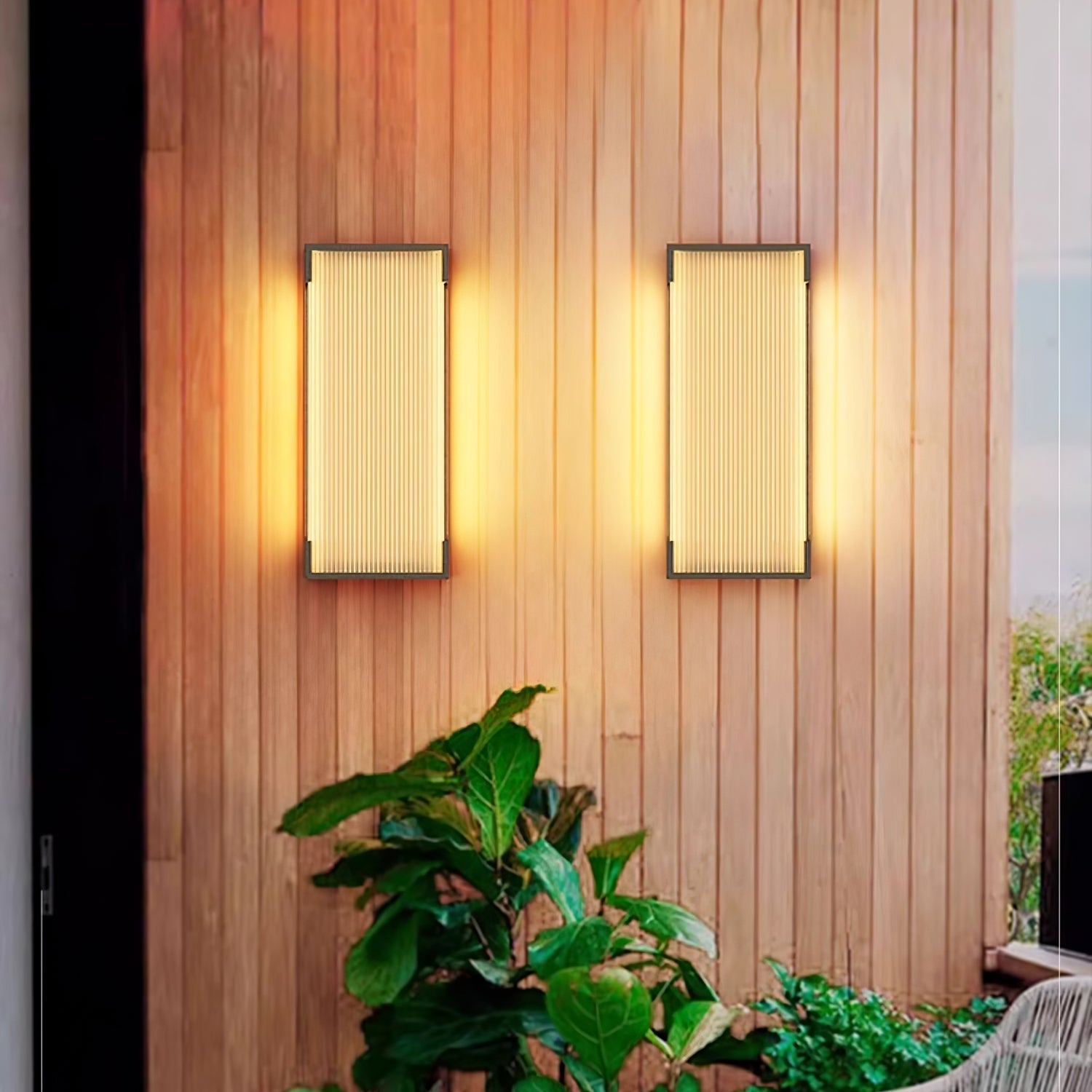 Ivela Unique Rectangular Solar Outdoor Wall Light - Letslighting