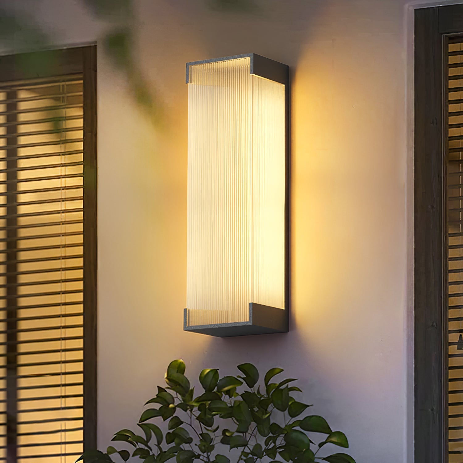Ivela Unique Rectangular Solar Outdoor Wall Light - Letslighting