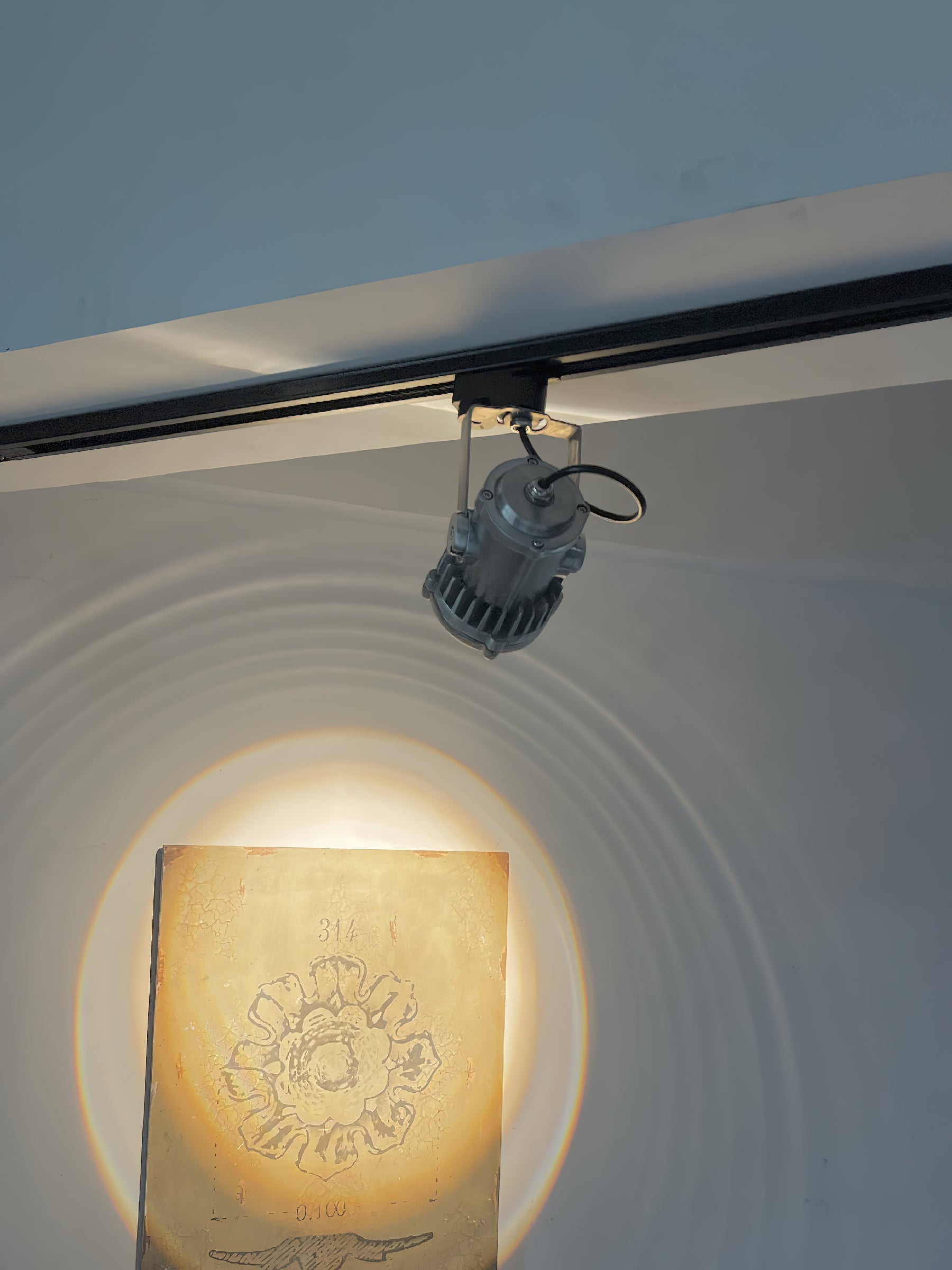 Avvelos Retro Industrial Glass Track Lights - Letslighting