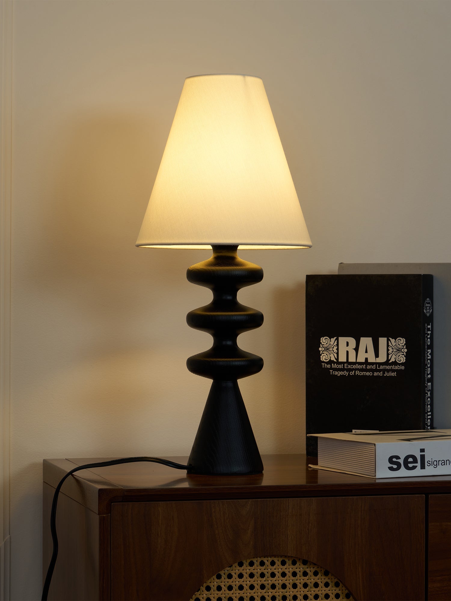 Kameron Modern Wood Table Lamp - Letslighting