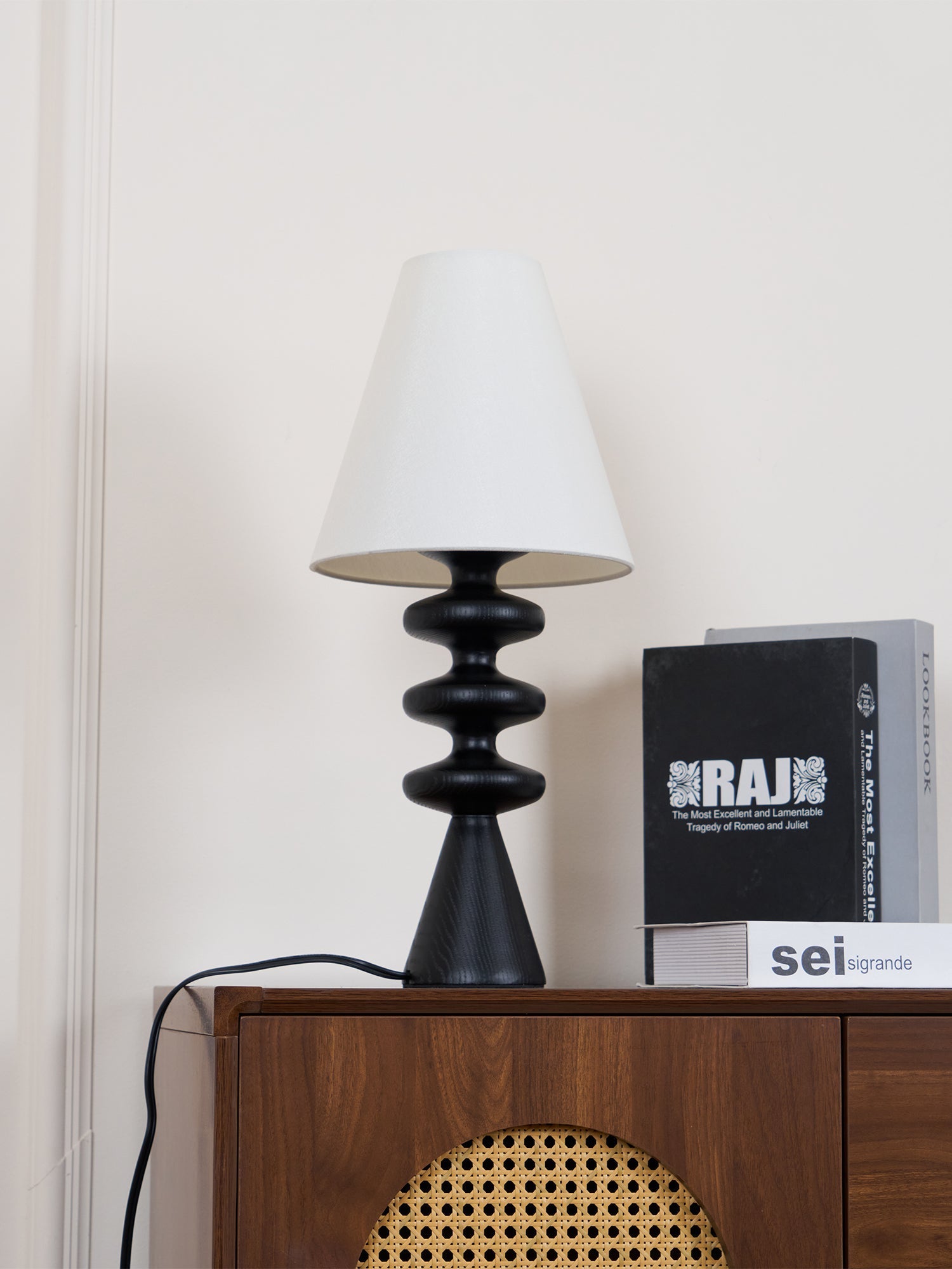 Kameron Modern Wood Table Lamp - Letslighting