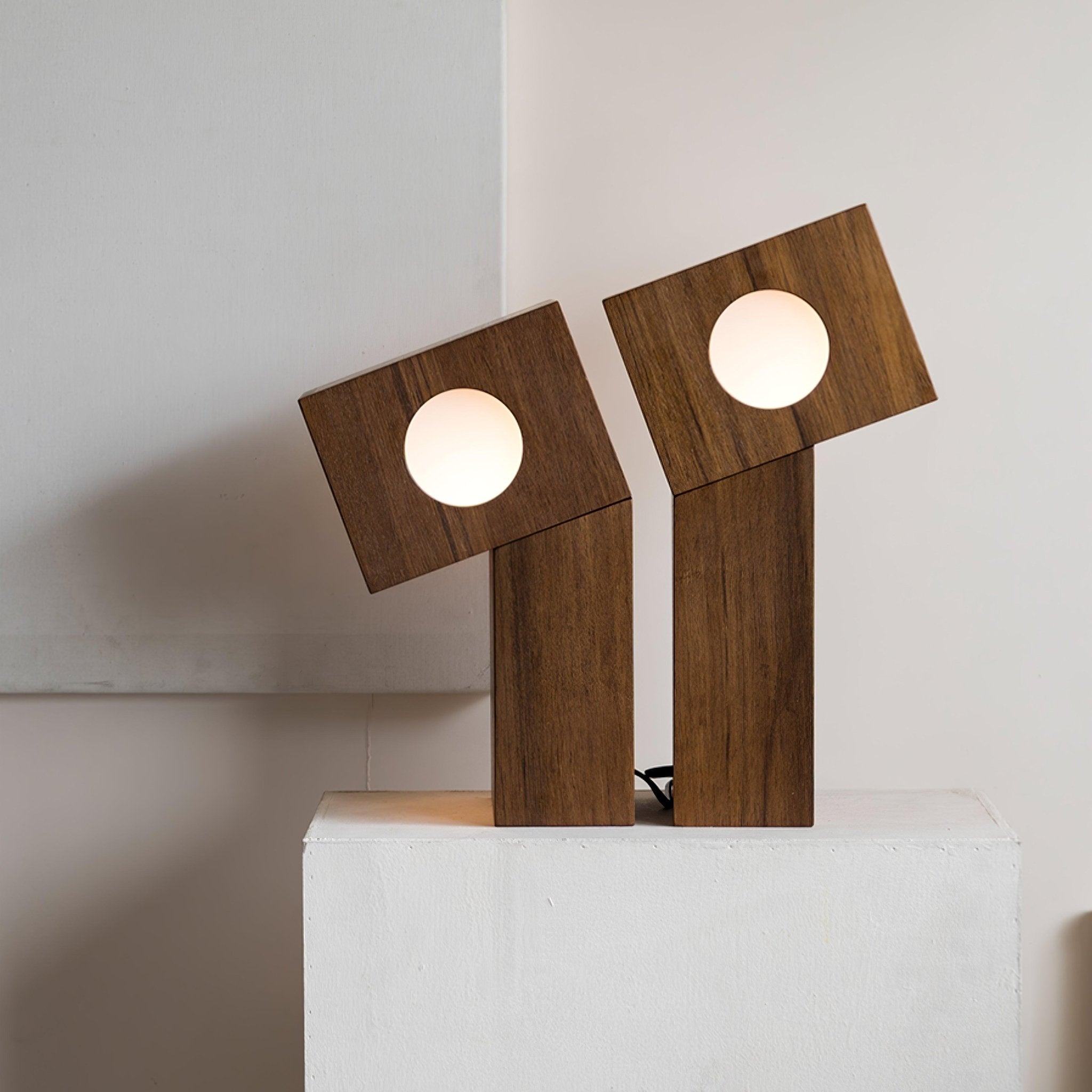 Geo Modern Wood Table Lamp - Letslighting