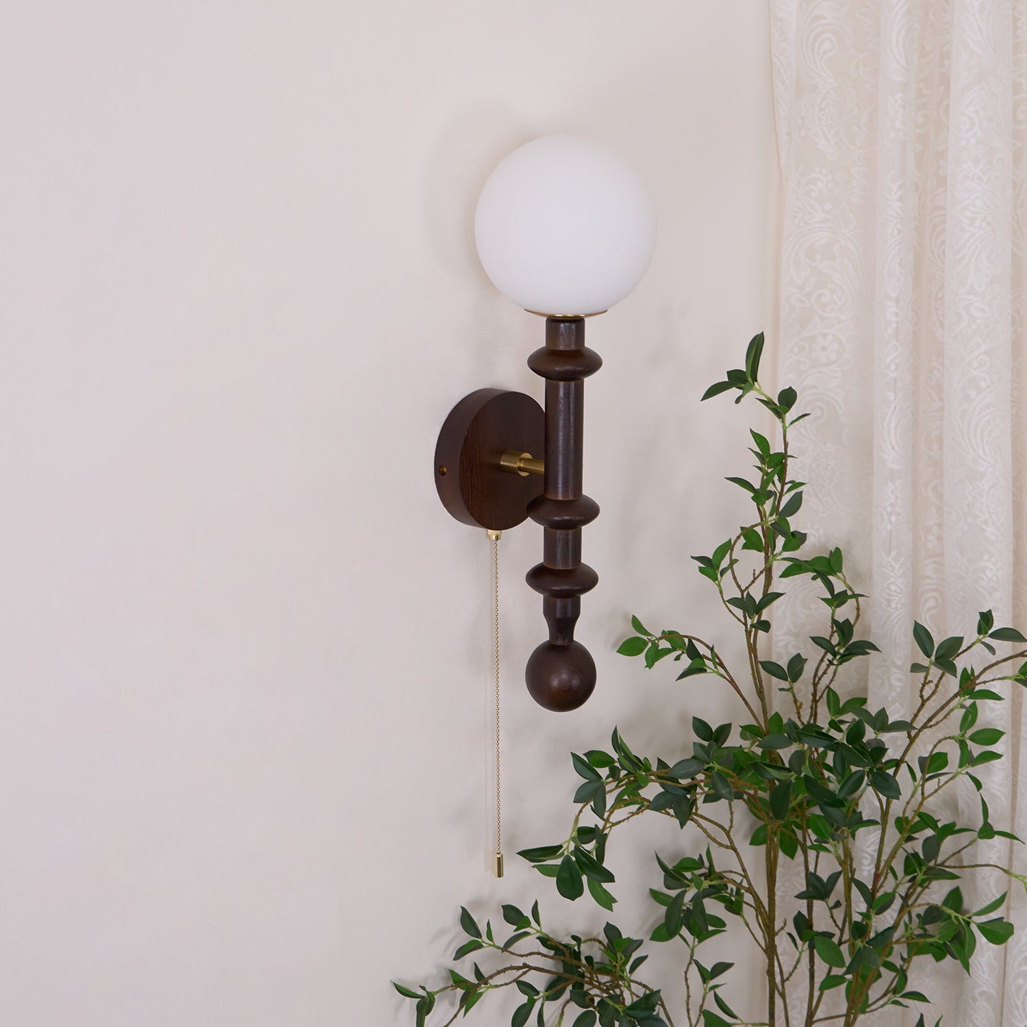 Elmiror Elegance Roman Column Glass Wood Wall Lamp - Letslighting
