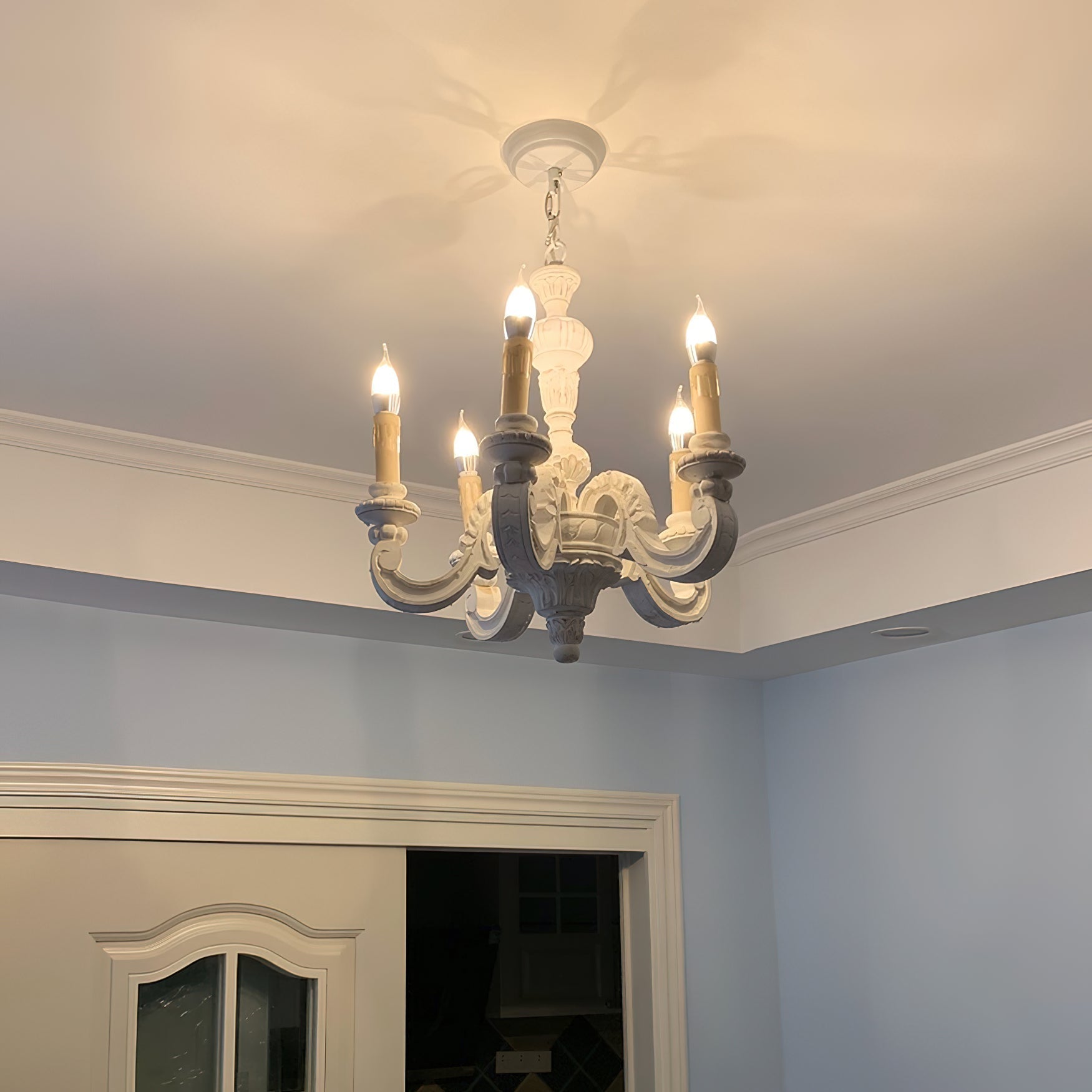 Olrinila Roman Pillar Hand-carved Wood Chandelier - Letslighting