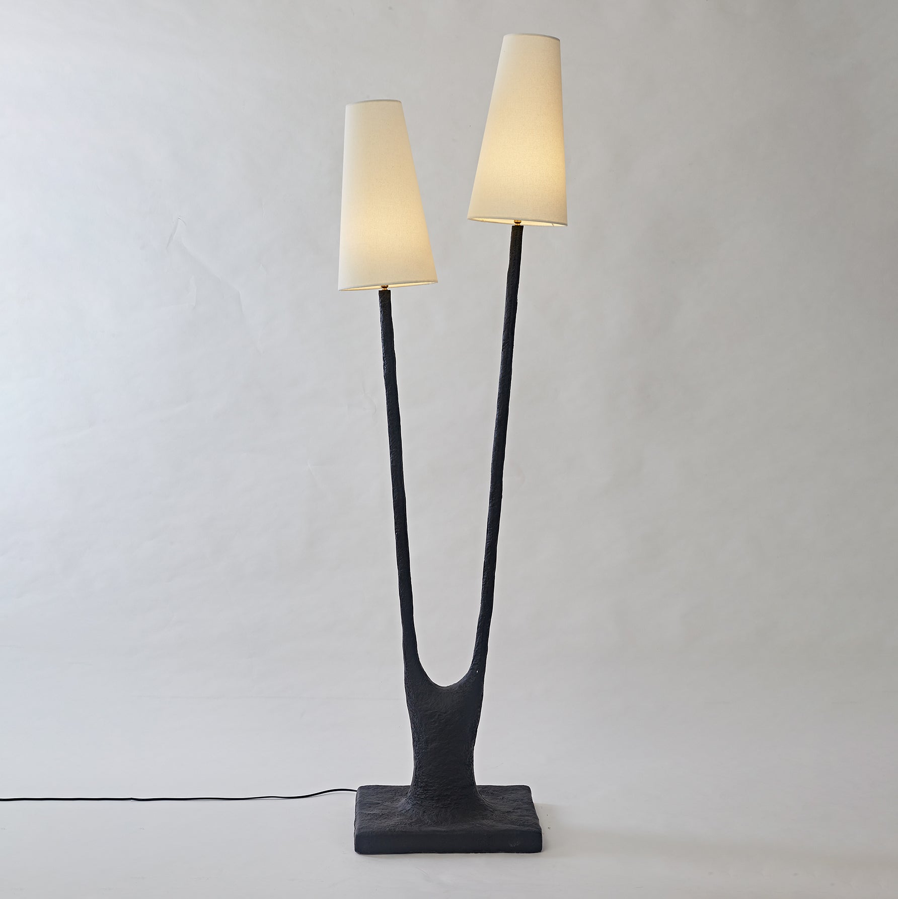 Roots Modern Fabric Table Lamp