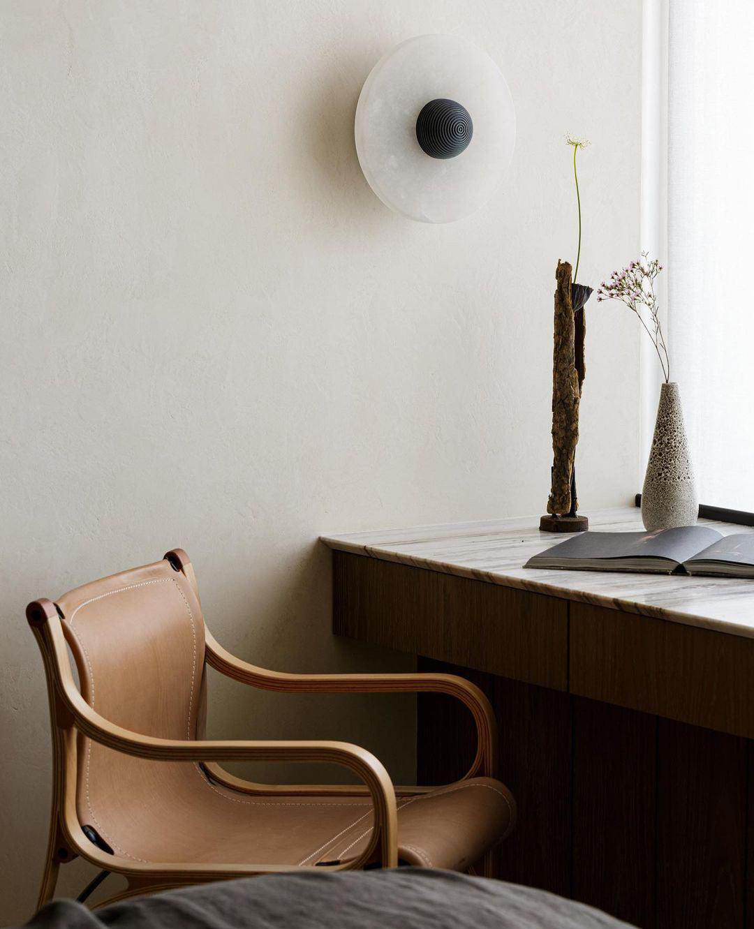 Round Wall Lamp Alabaster Fluted Brass - Letslighting