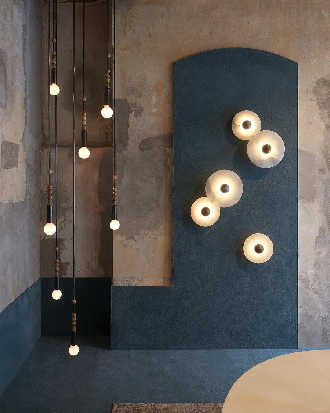 Round Wall Lamp Alabaster Fluted Brass - Letslighting