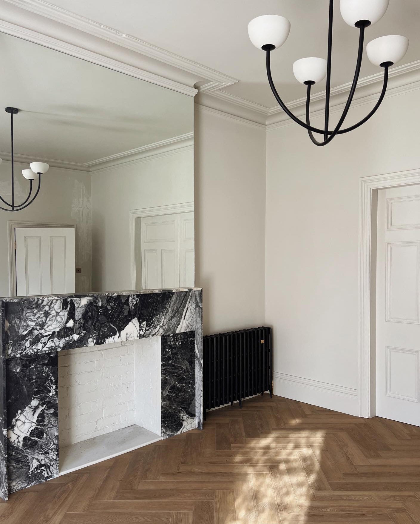 Sytala Modern Minimalist Ceramics Chandelier - Letslighting