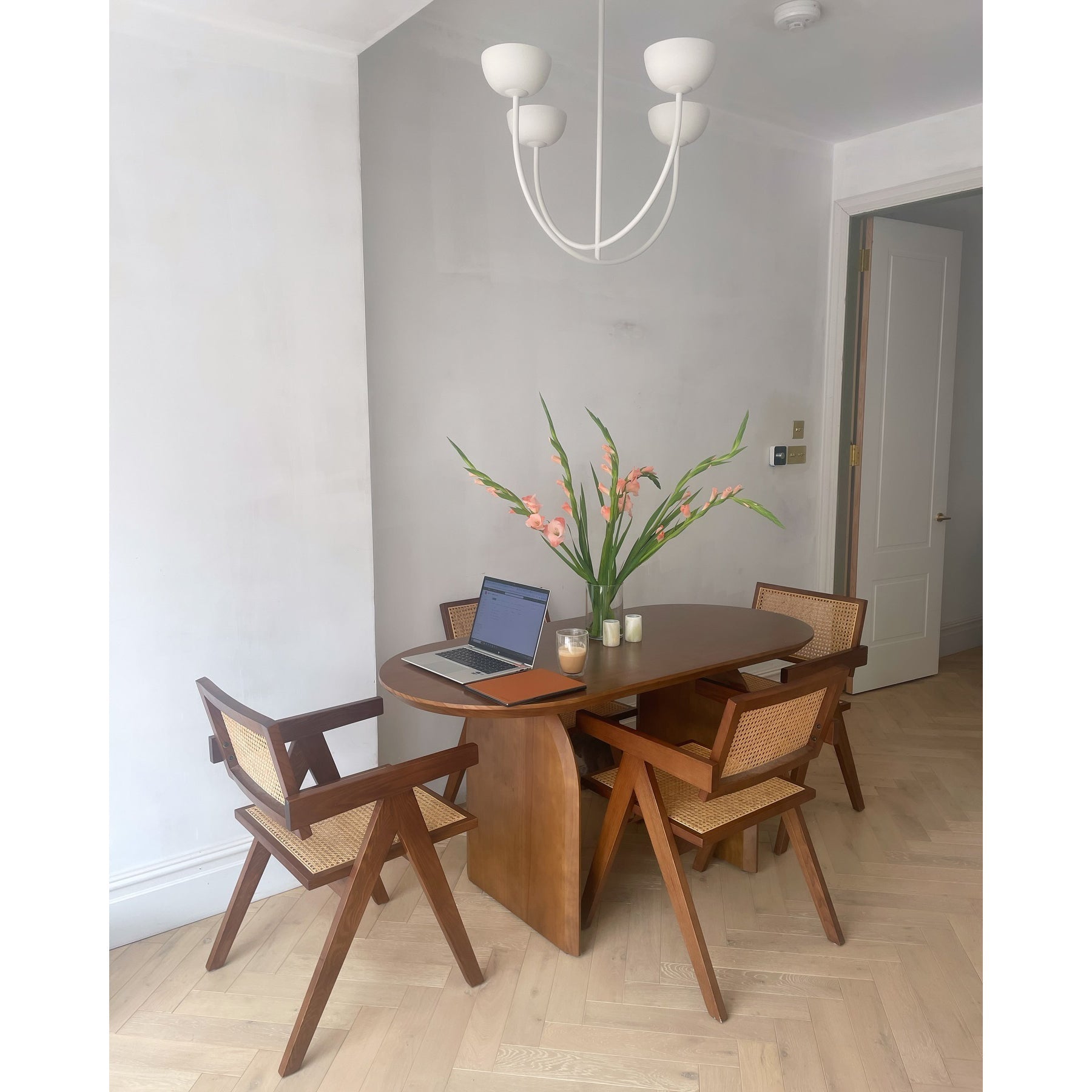 Sytala Modern Minimalist Ceramics Chandelier - Letslighting