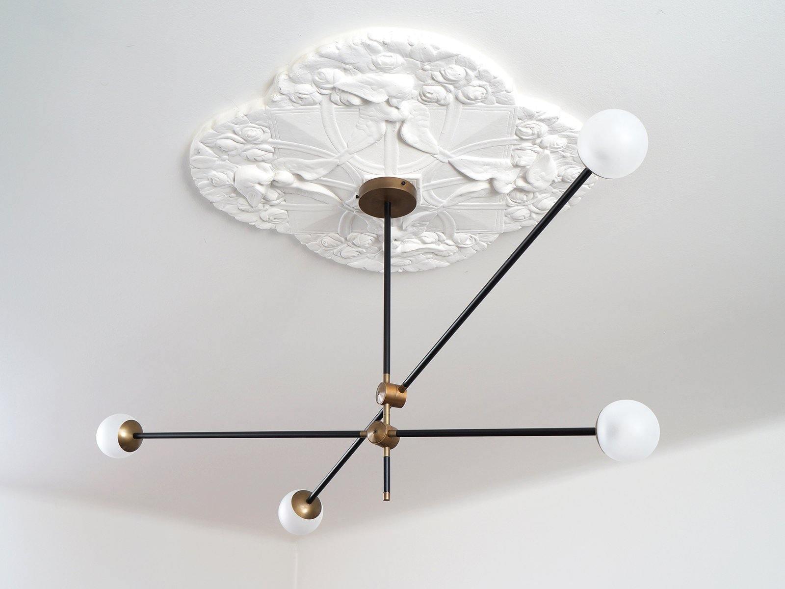 Lustra Chandelier SI Brass Glass Globe - Letslighting