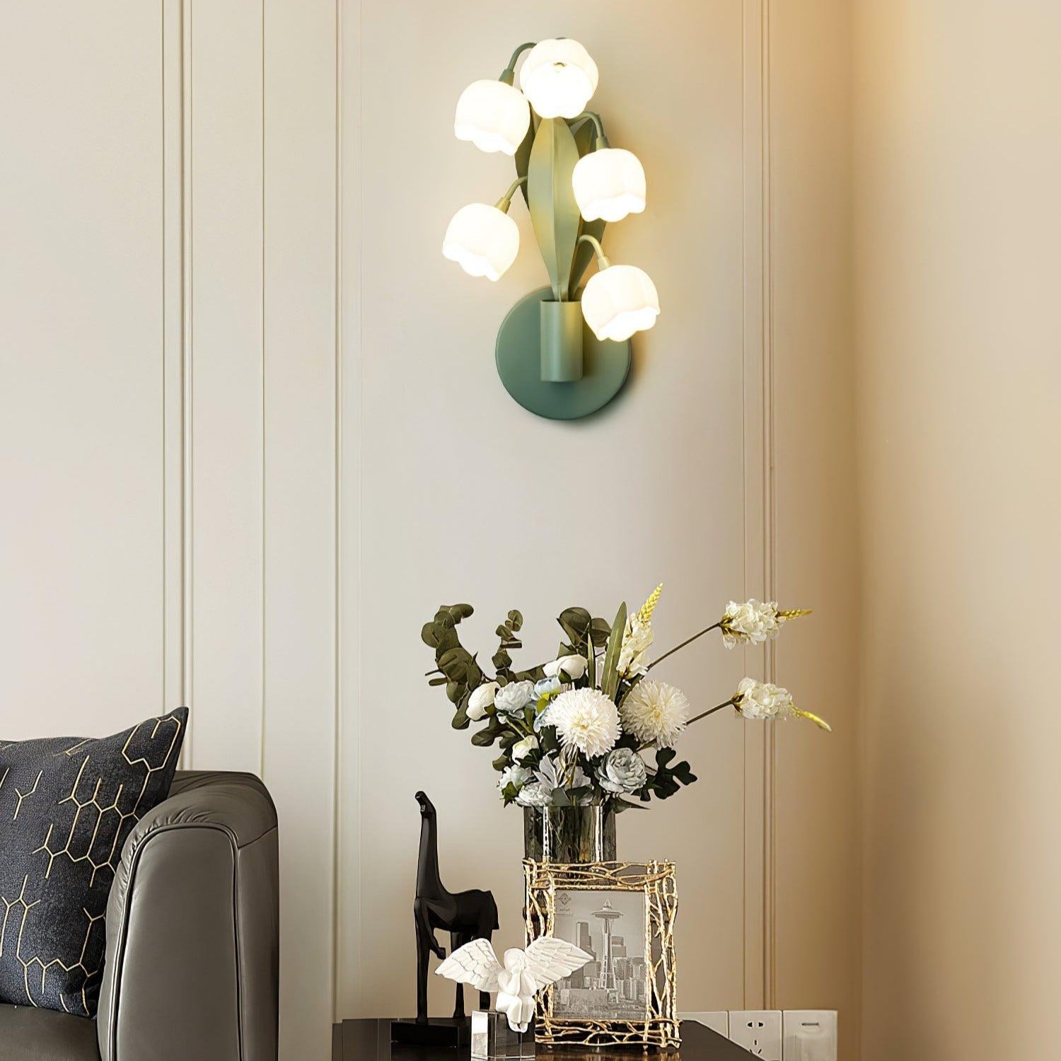 Aira Natural Orchid Indoor Wall Lamp - Letslighting