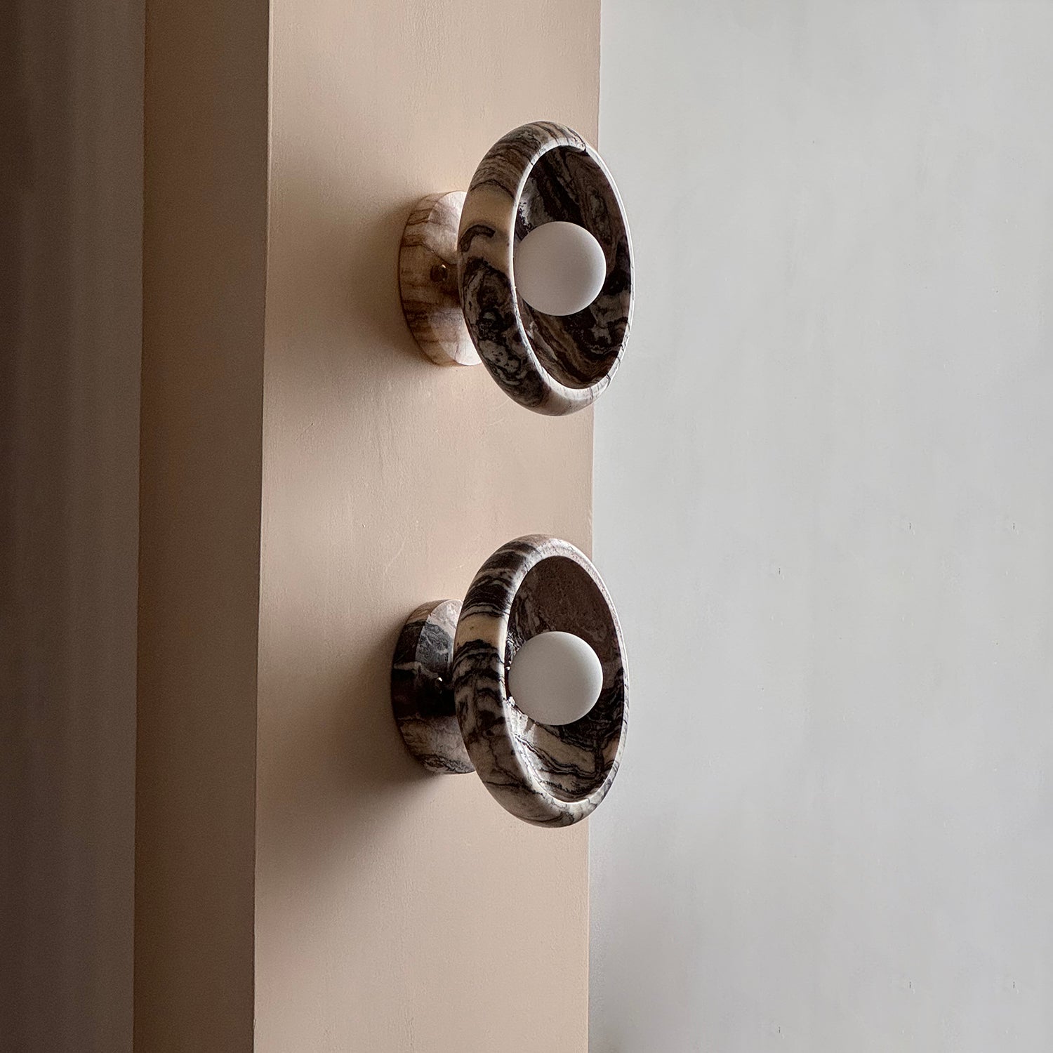Onvix Natural Onyx Wall Light - Letslighting