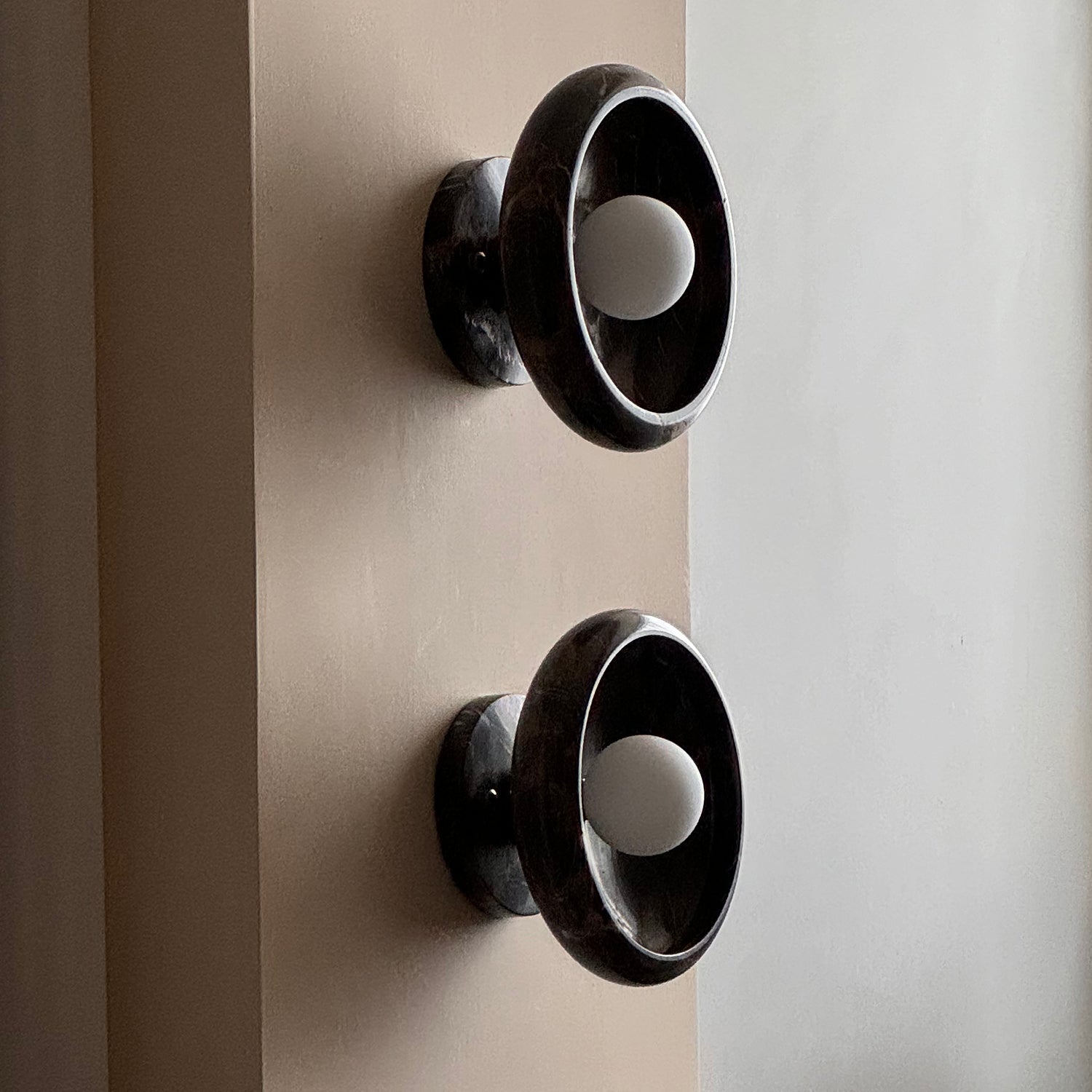 Onvix Natural Onyx Wall Light - Letslighting