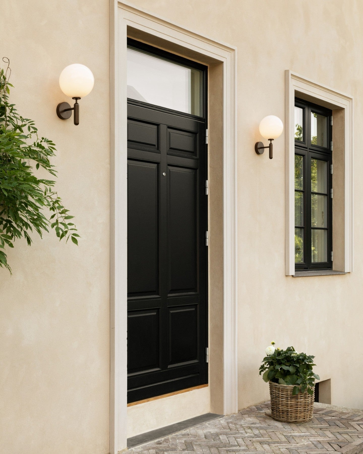 Ilirila Modern Minimalist Brass Glass Wall Light - Letslighting