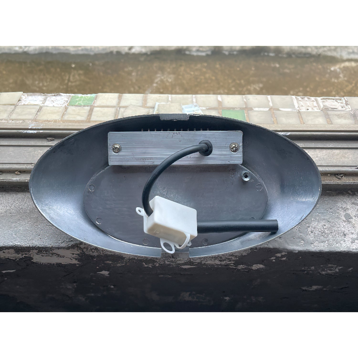 Avrinor Vintage Outdoor Glass Wall Lamp - Letslighting