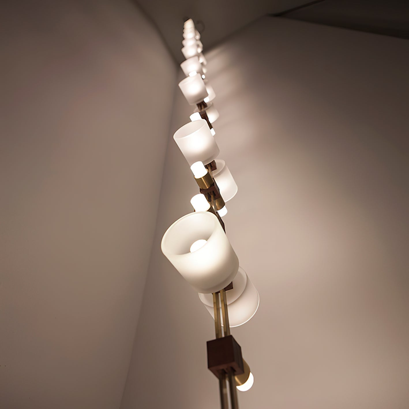 Cisilis Modern Minimalist Pendant Lamp - Letslighting