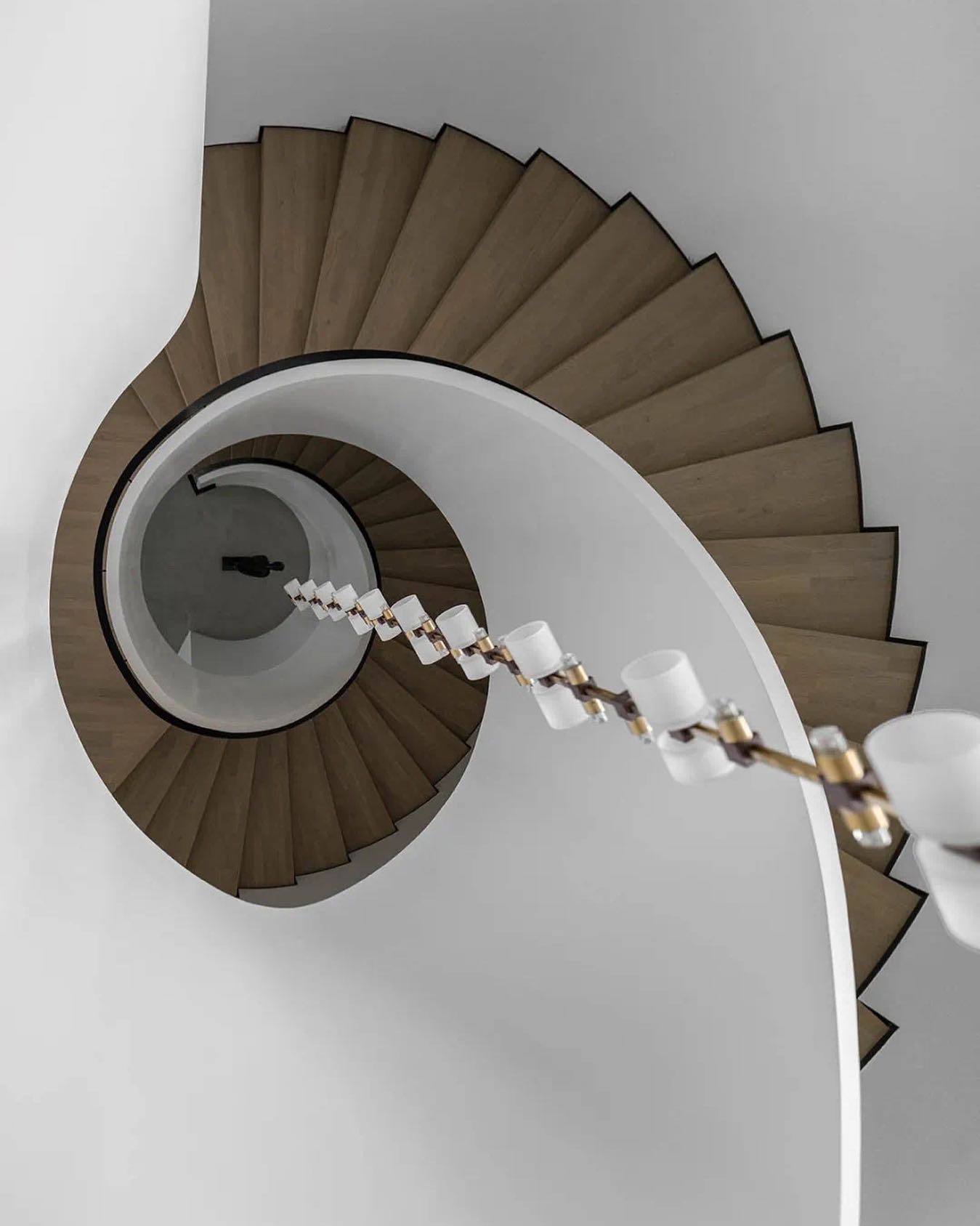 Cisilis Modern Minimalist Pendant Lamp - Letslighting
