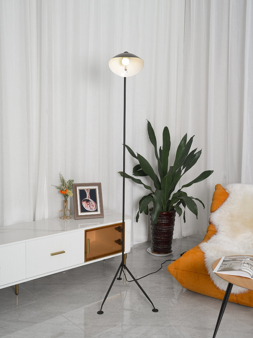Nellie Minimalist metal Floor Lamp - Letslighting