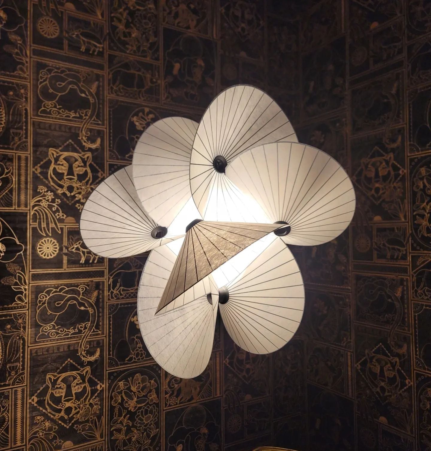 Zerinarae Individual Creativity Fabric Pendant Light - Letslighting