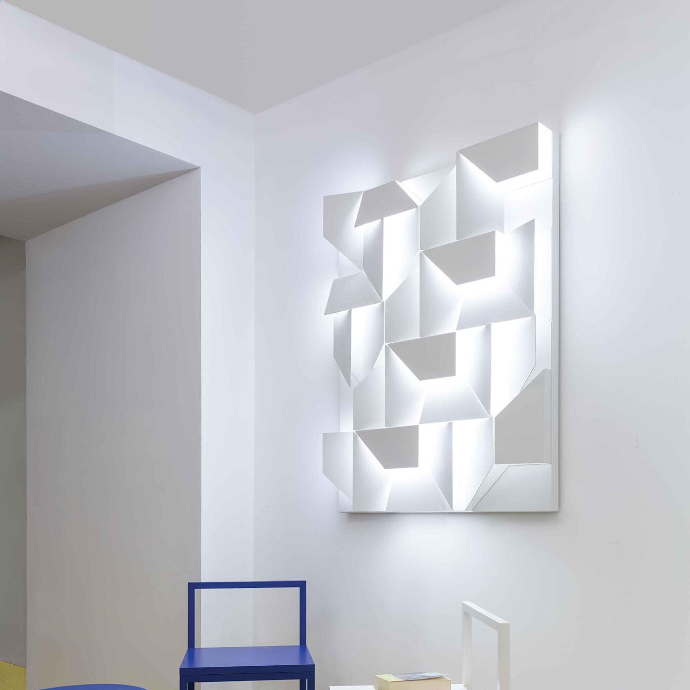 Arthaen Shadows Grand Sconce Wall lamp - Letslighting