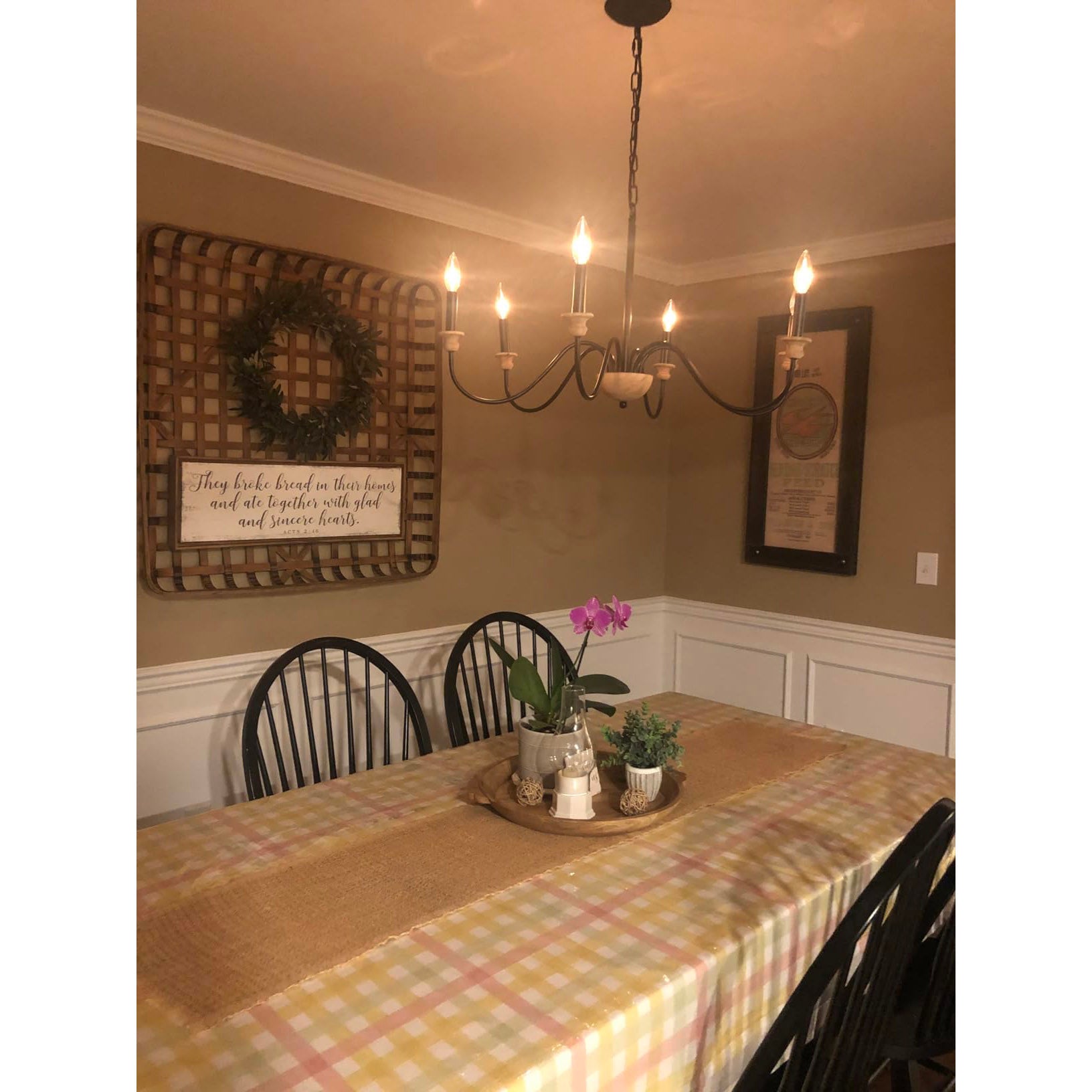 Zalaeira Vintage Industrial Traditional Wooden Chandelier - Letslighting