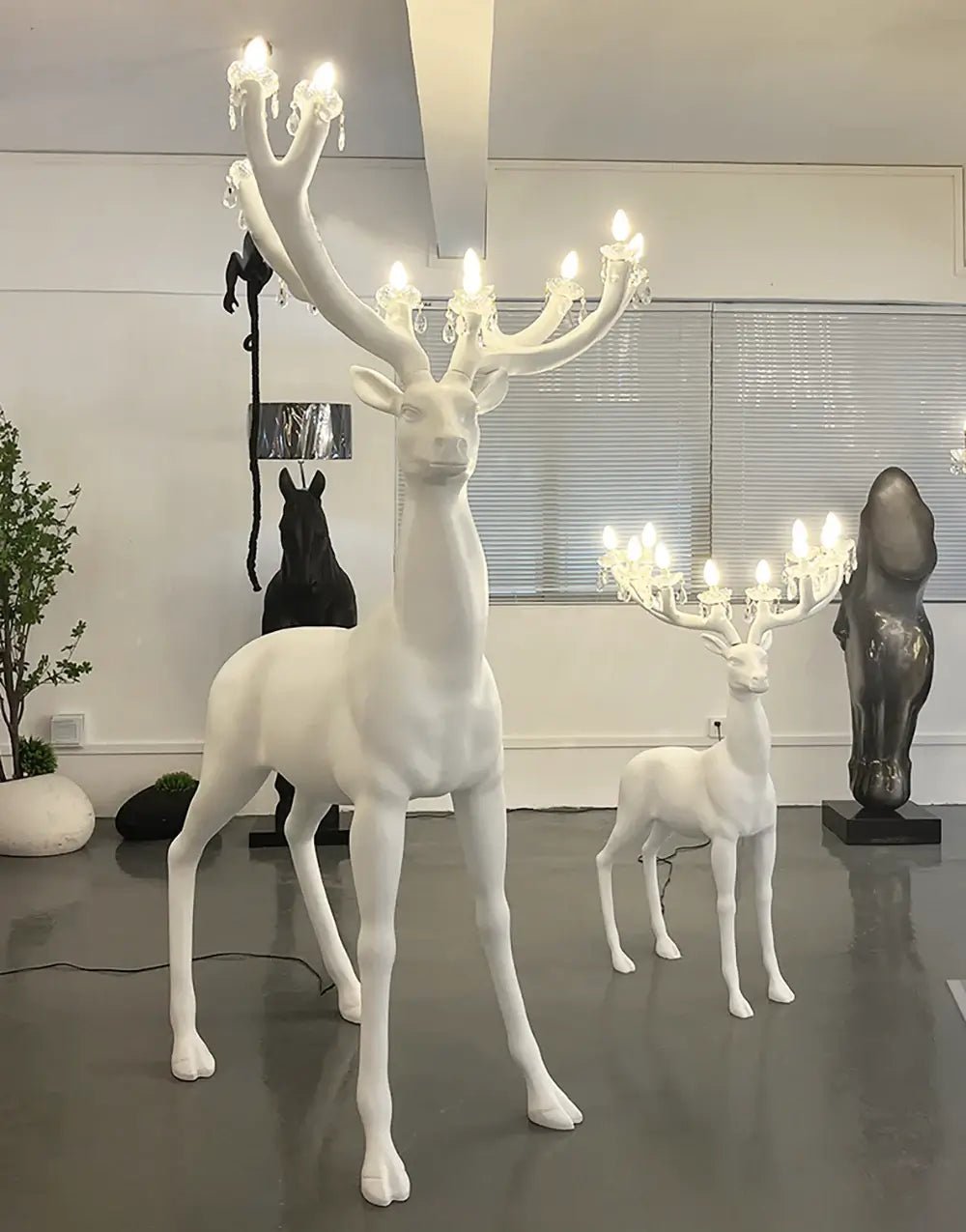 Lustra Floor Lamp Deer Figure Playful Artistic - Letslighting