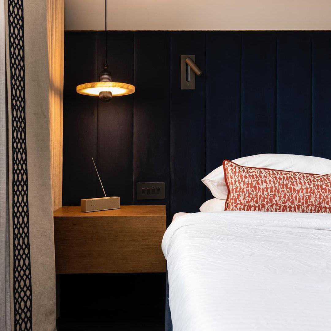 Aneko Wall Lamp Switched LED Sleek Adjustable - Letslighting