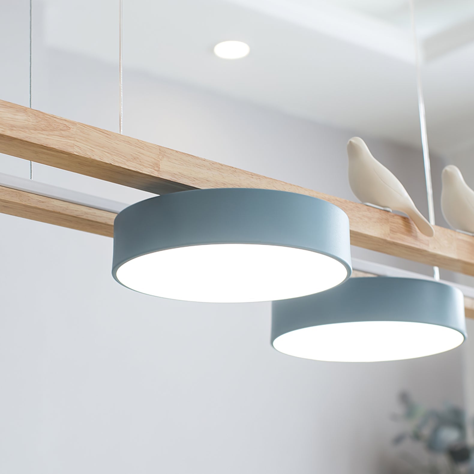 Muto Bird Long Chandelier