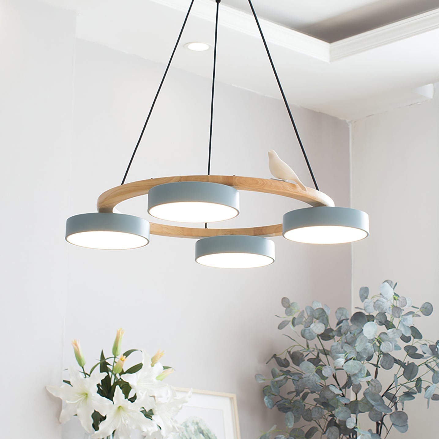 Muto Chandelier Bird Round