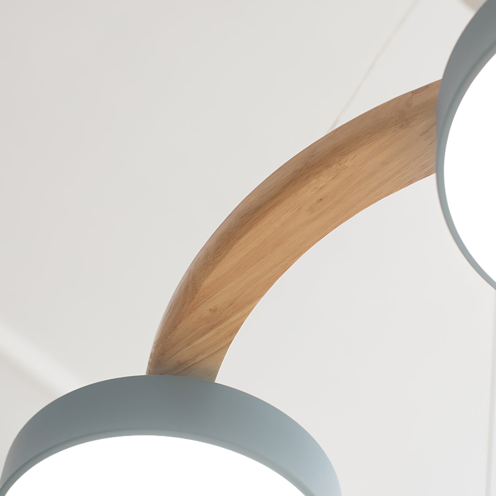 Muto Chandelier Bird Round