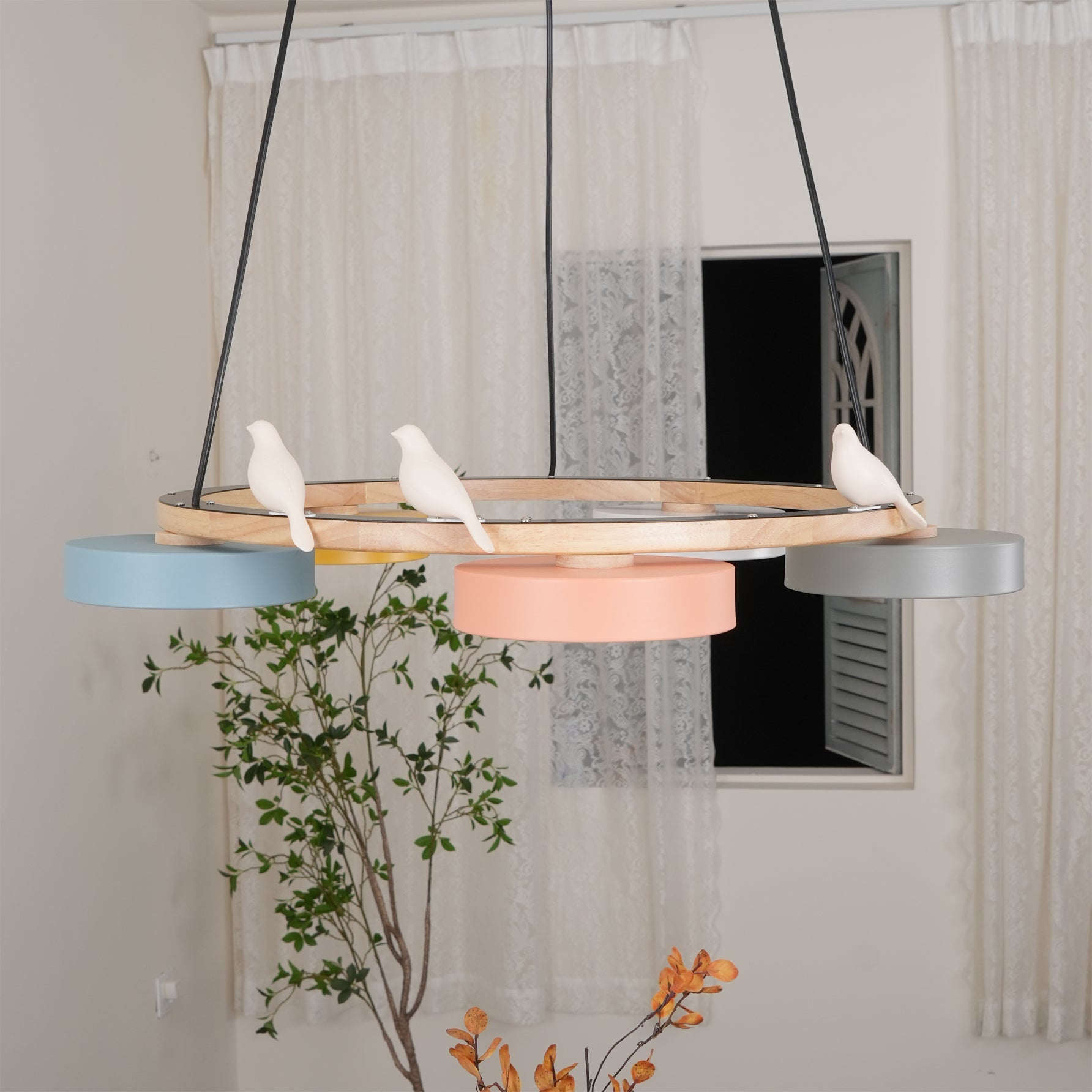 Muto Chandelier Bird Round