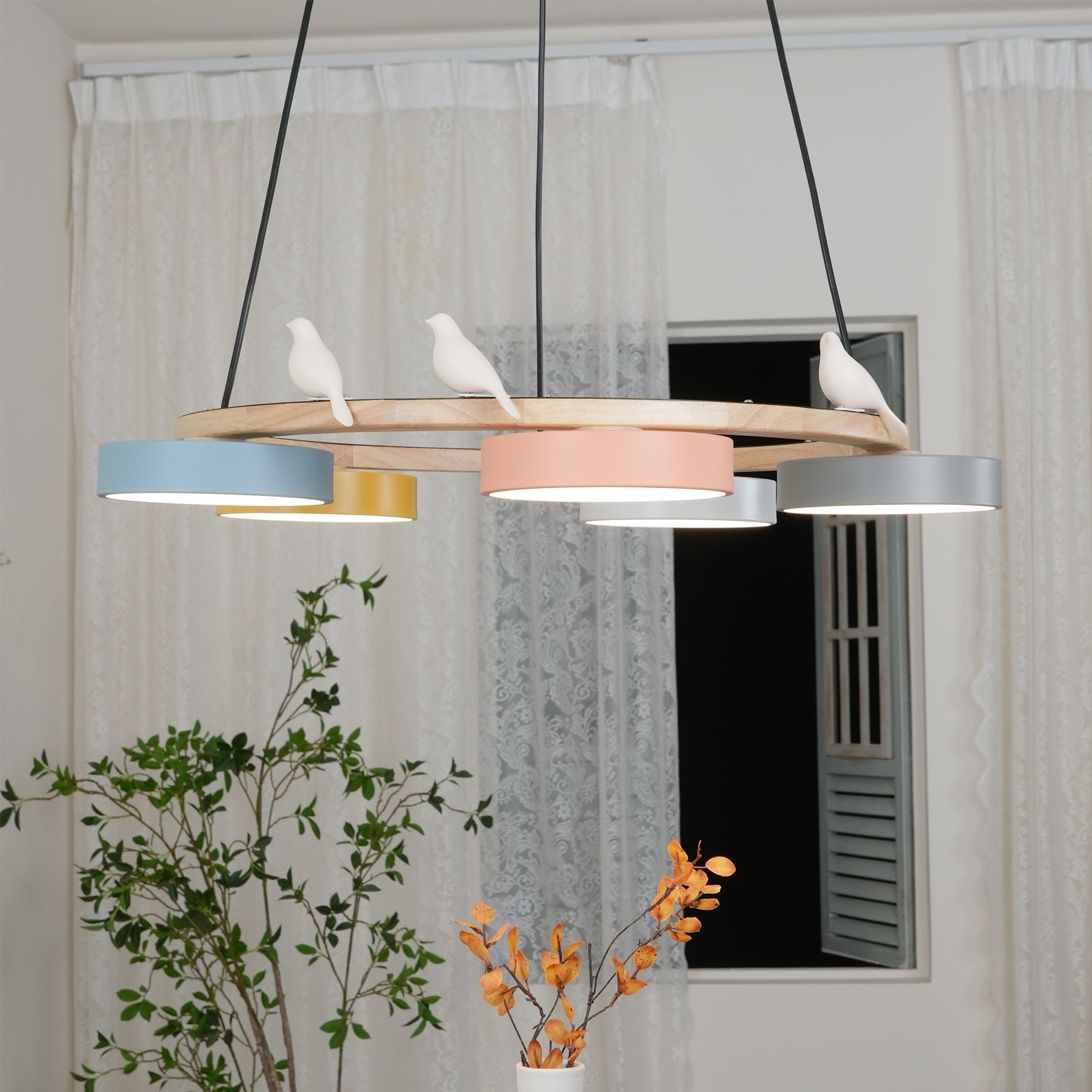 Muto Chandelier Bird Round