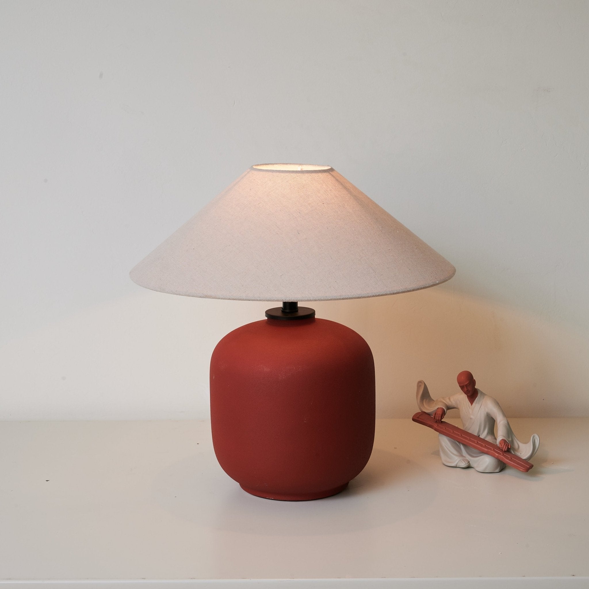 Gordon Ceramics Minimalist Table Lamp - Letslighting