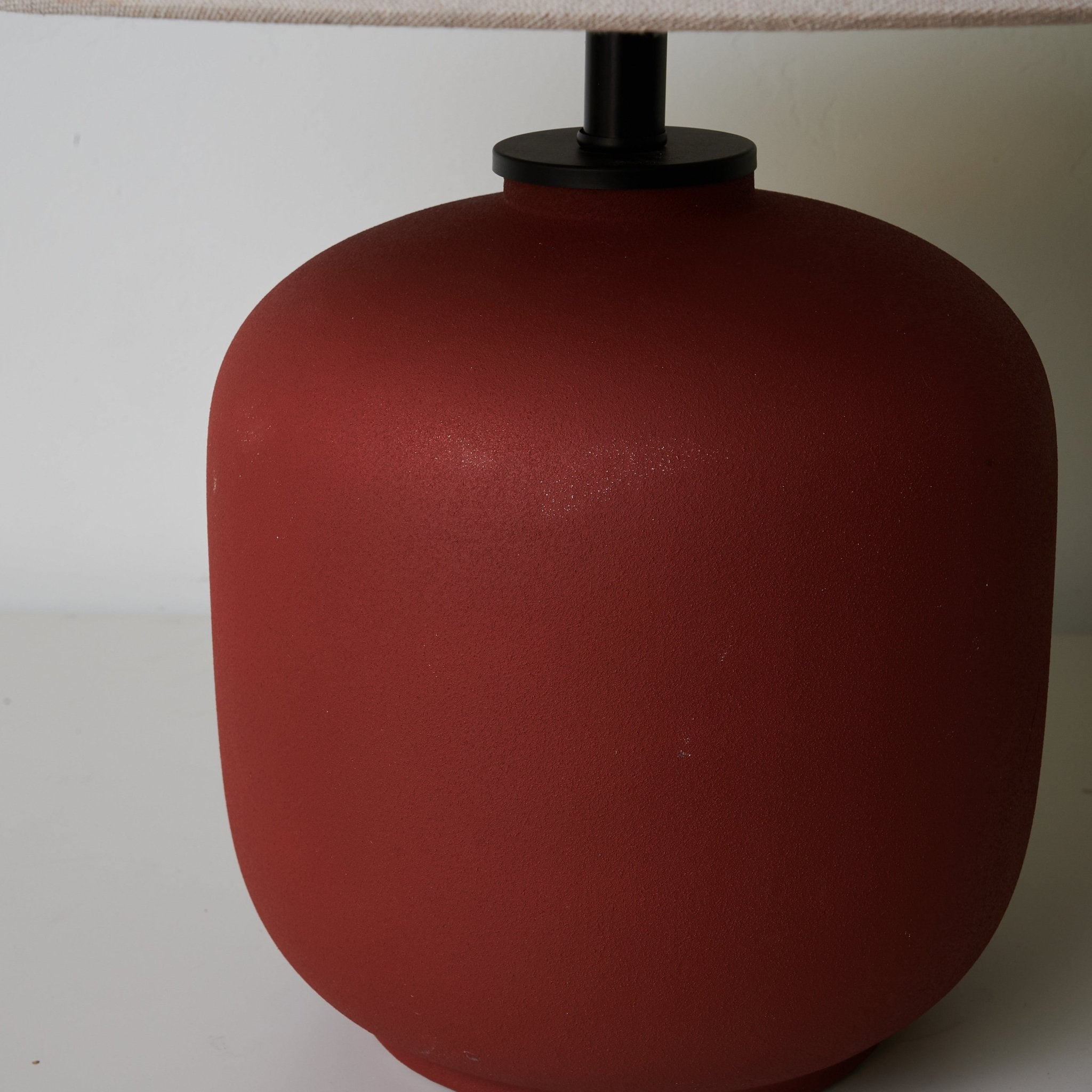 Gordon Ceramics Minimalist Table Lamp - Letslighting