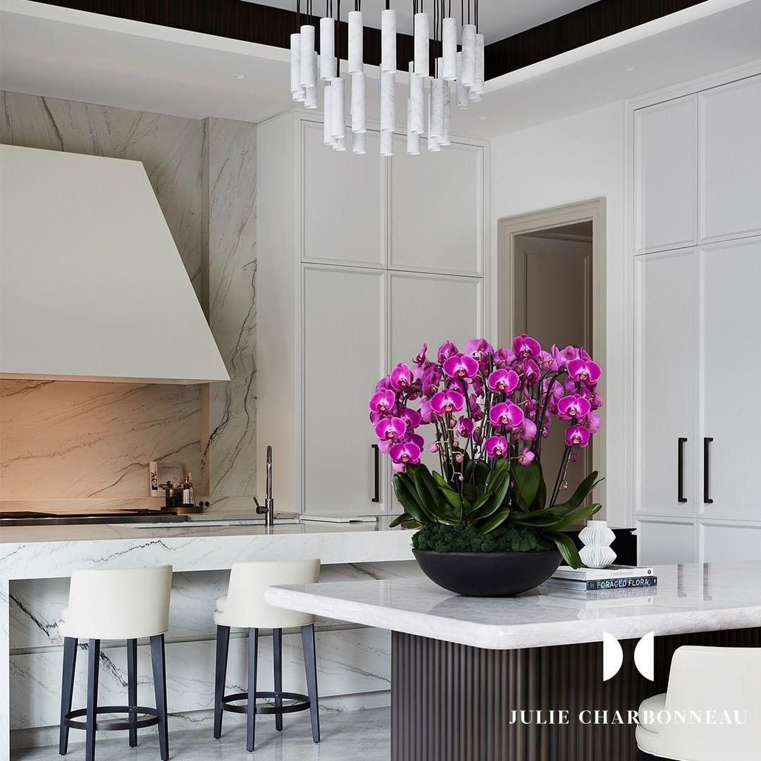 Nyxara Cluster Alabaster Pendant Light - Letslighting