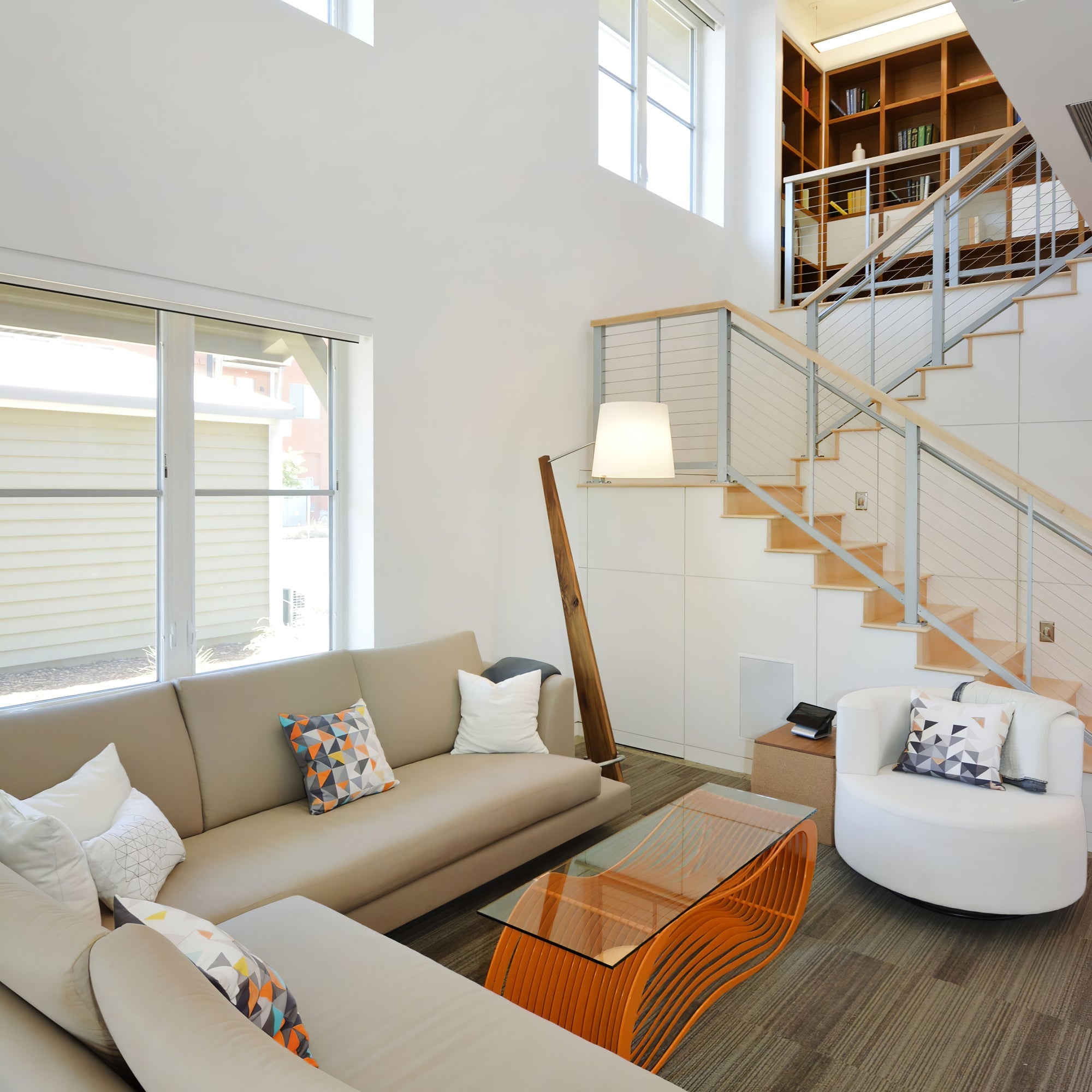 Torix Wood Fabric Floor Lamp - Letslighting